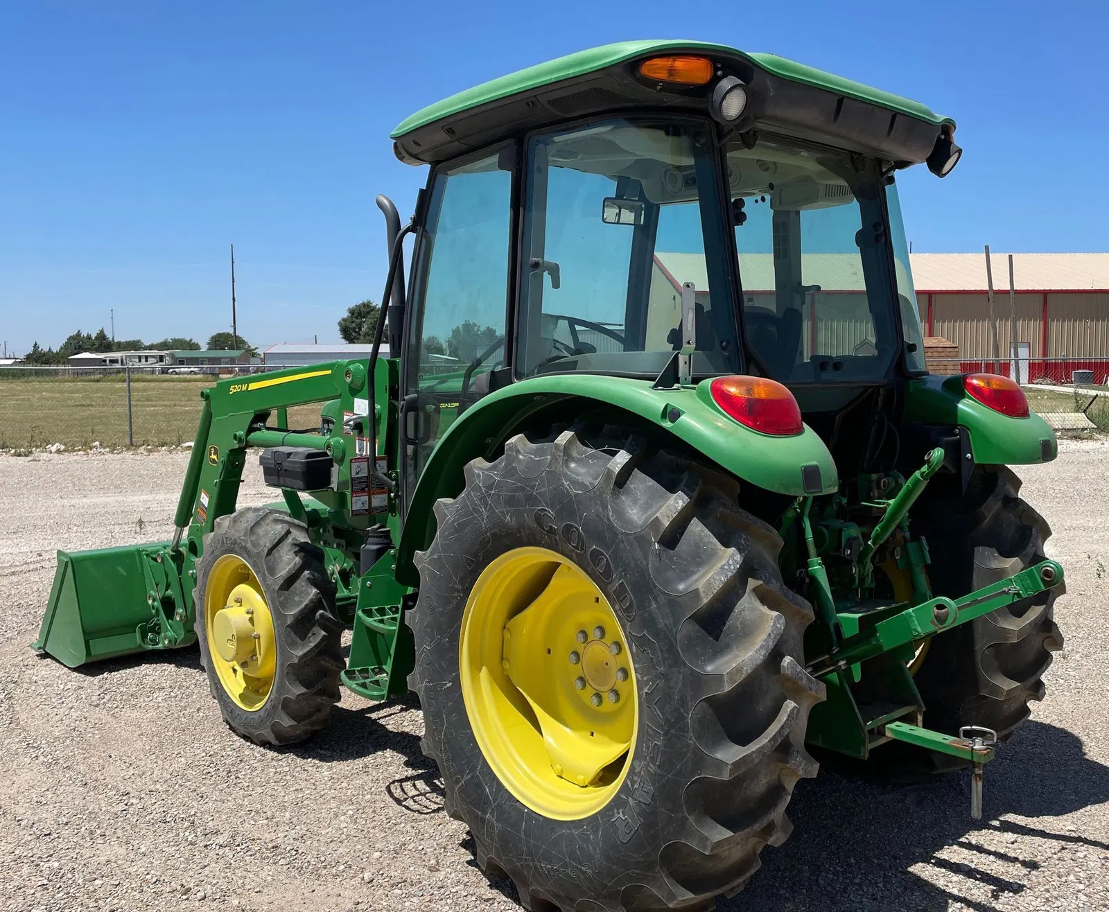 2018 John Deere 5075E