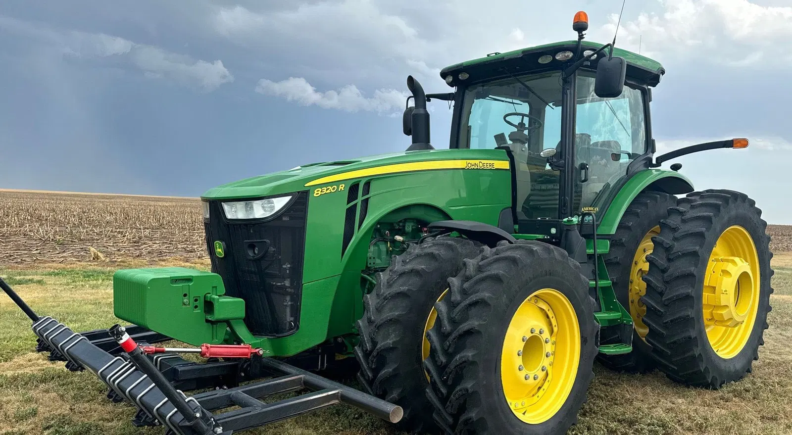 2015 John Deere 8320R