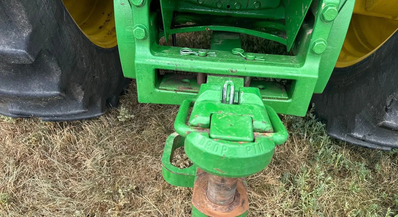 2015 John Deere 8320R