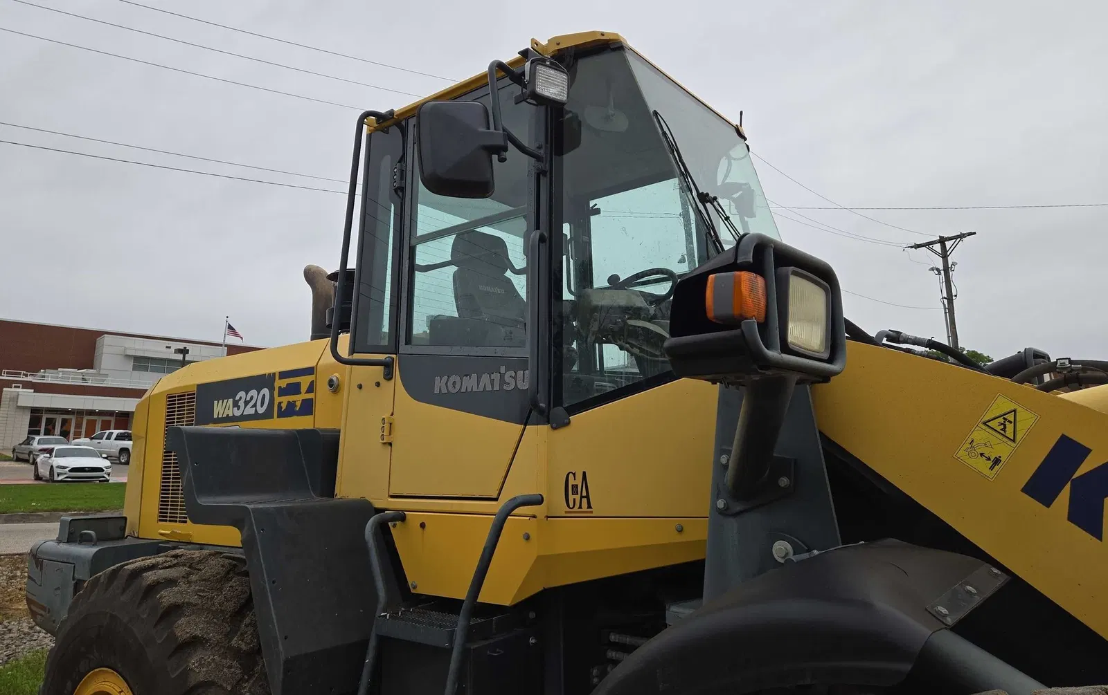 2015 Komatsu WA320-7