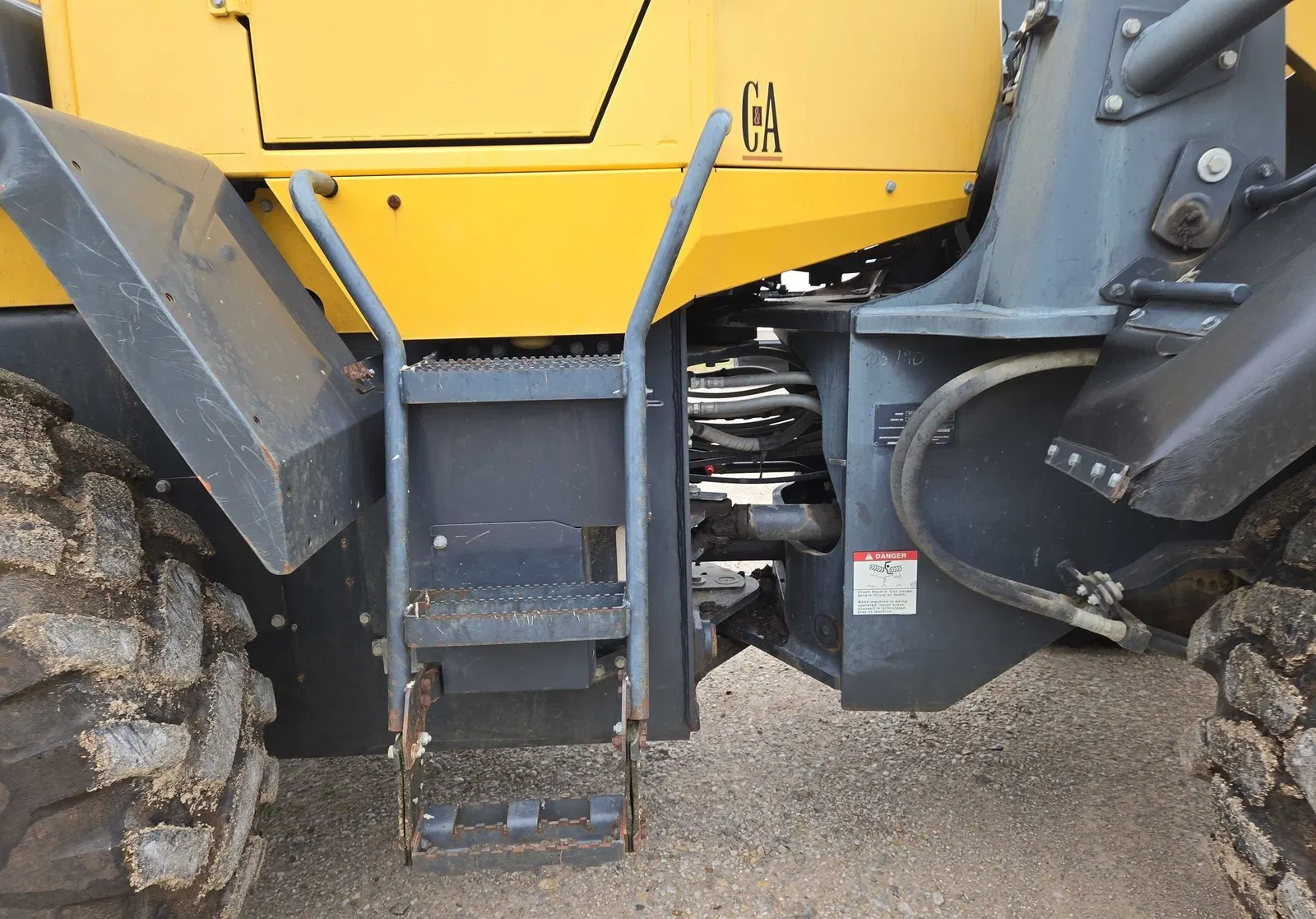 2015 Komatsu WA320-7