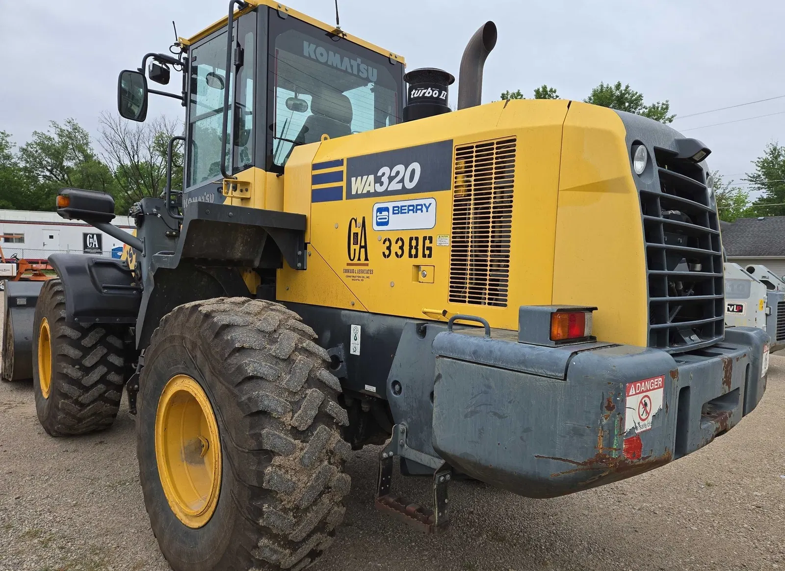 2015 Komatsu WA320-7