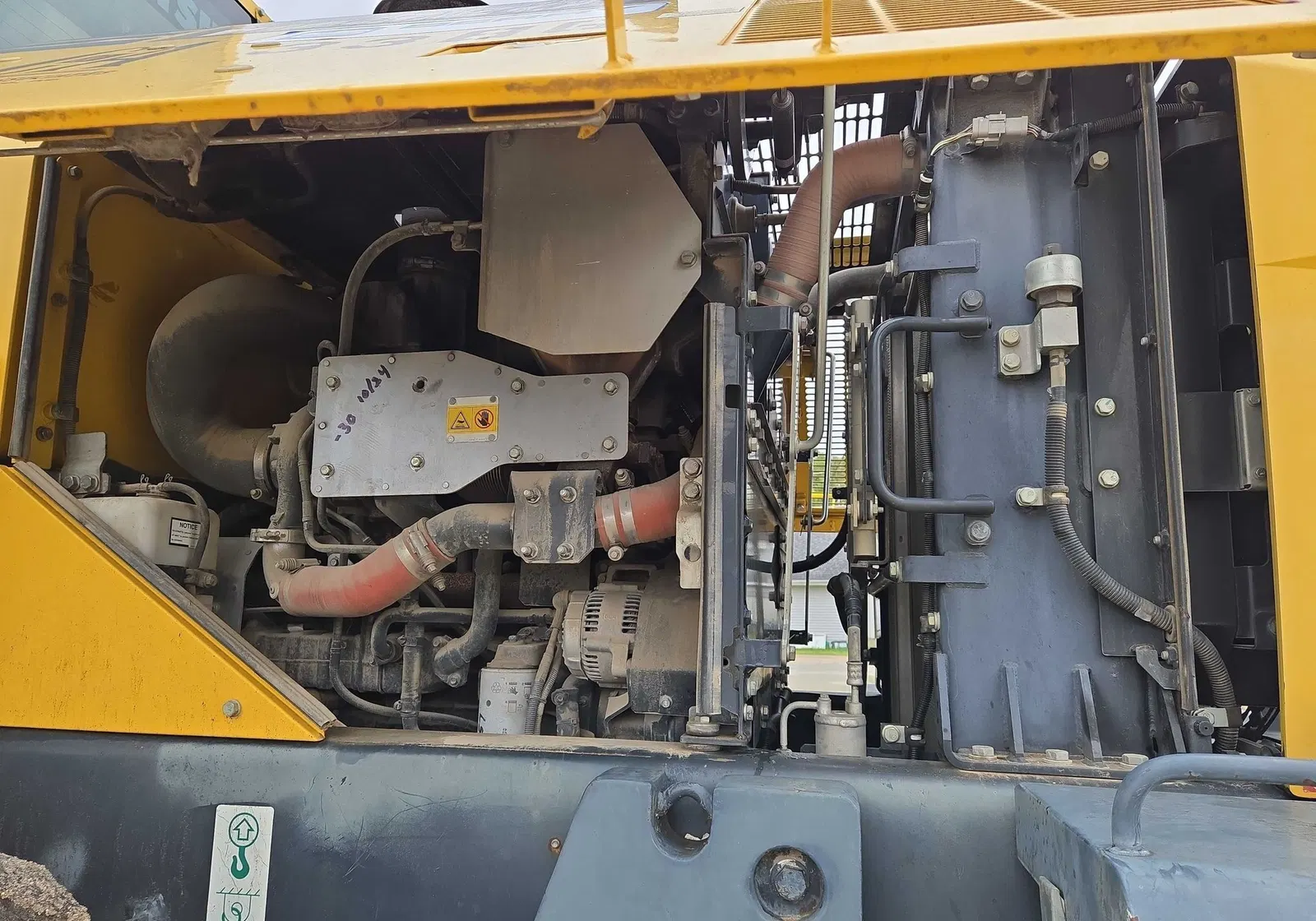 2015 Komatsu WA320-7