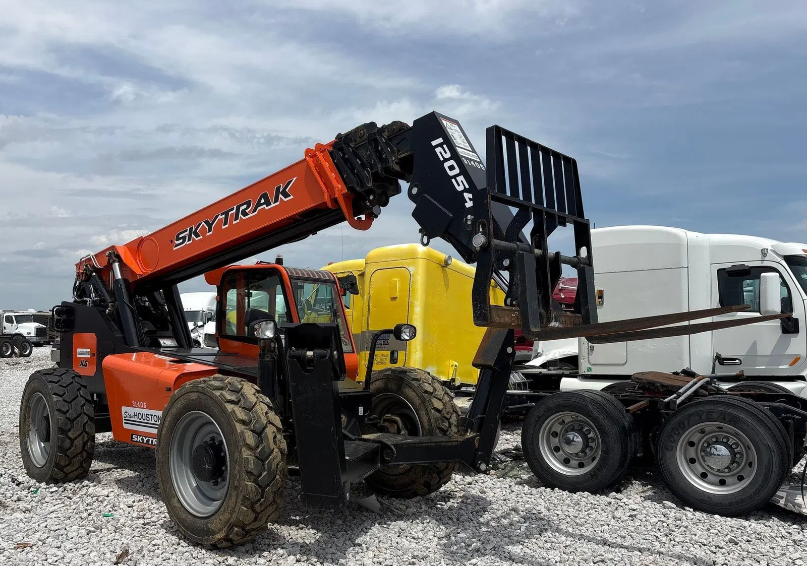 2024 JLG Skytrak