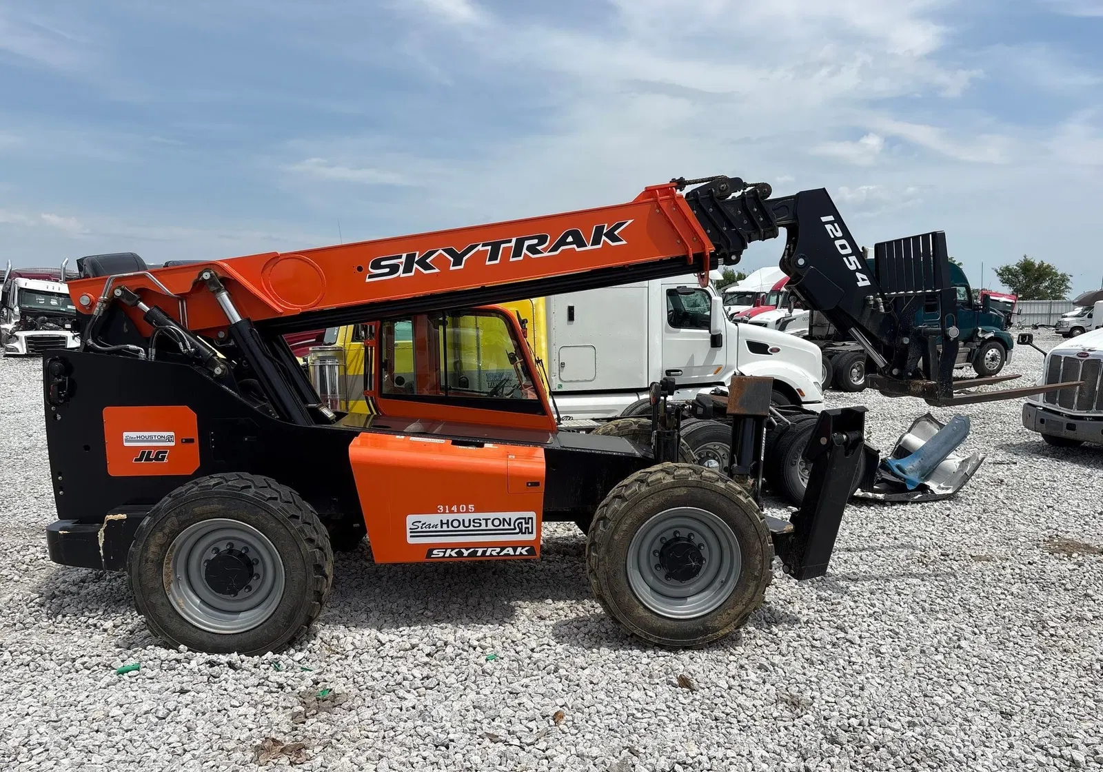 2024 JLG Skytrak