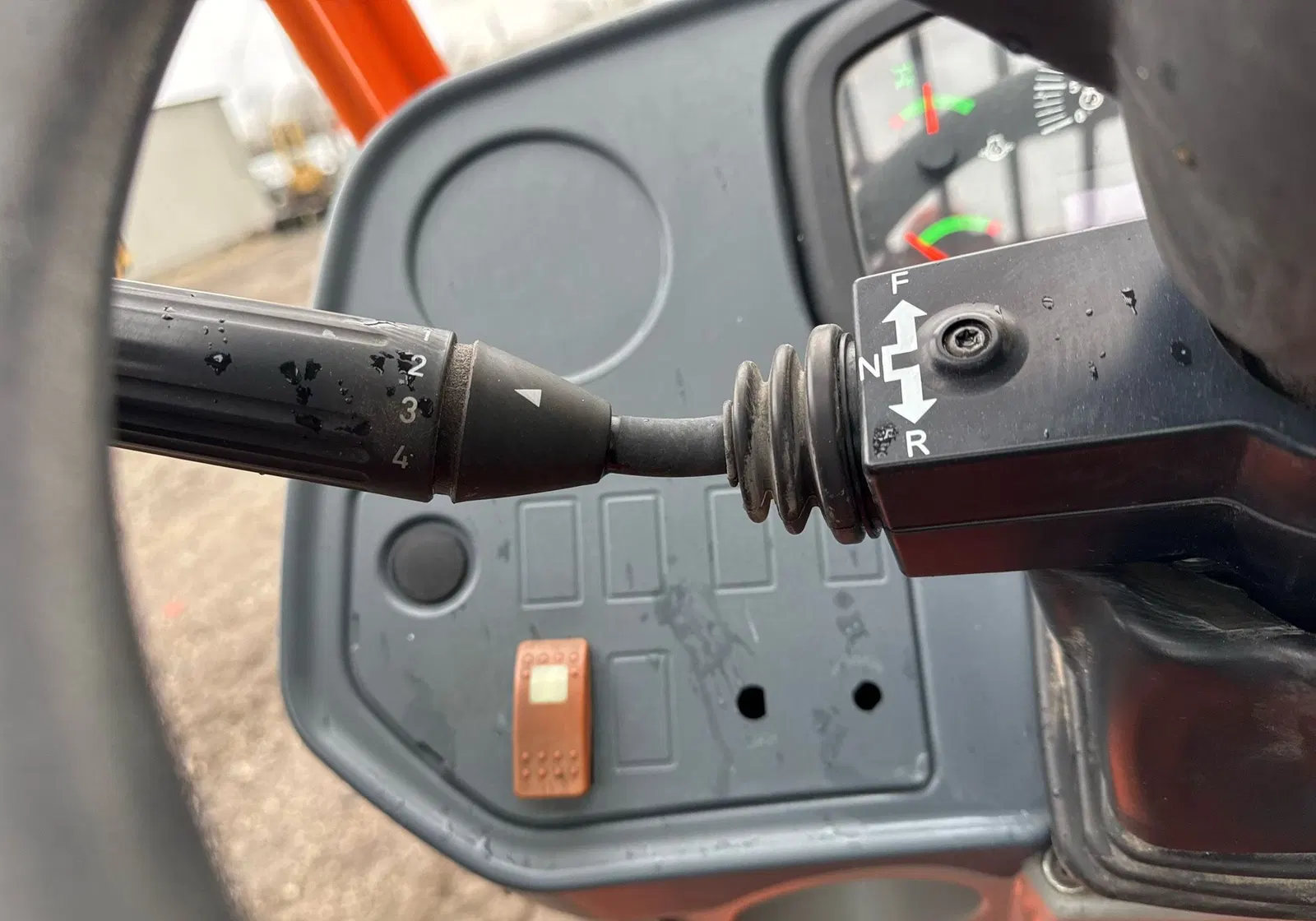 2019 JLG 1255