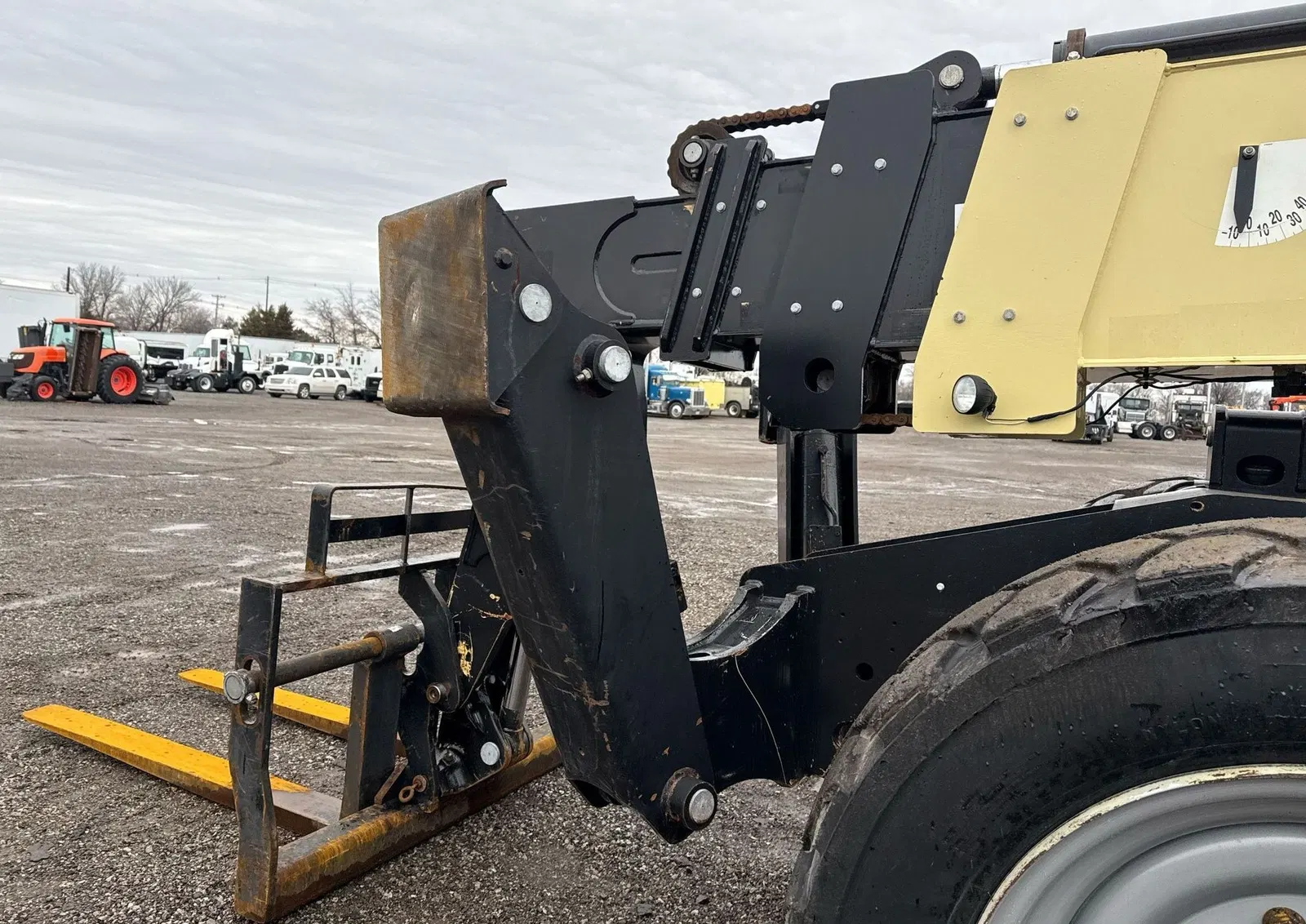 2019 JLG 1255