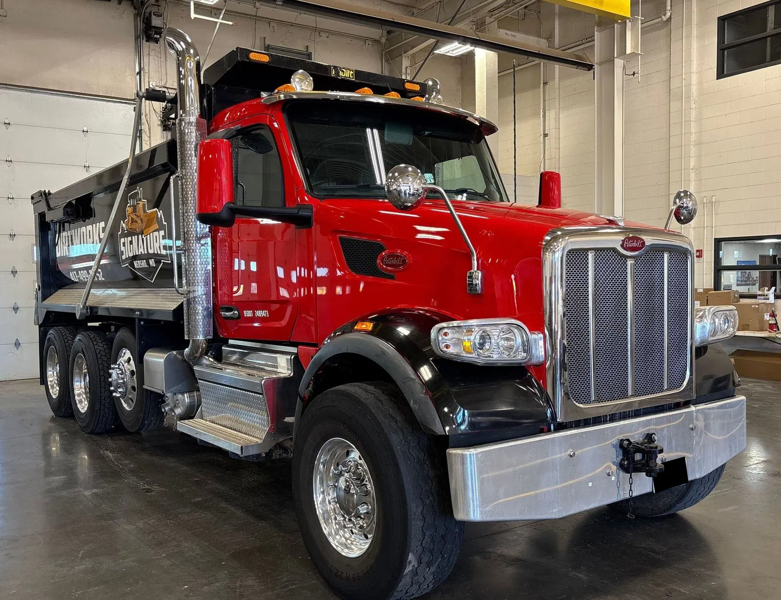 2025 Peterbilt 567