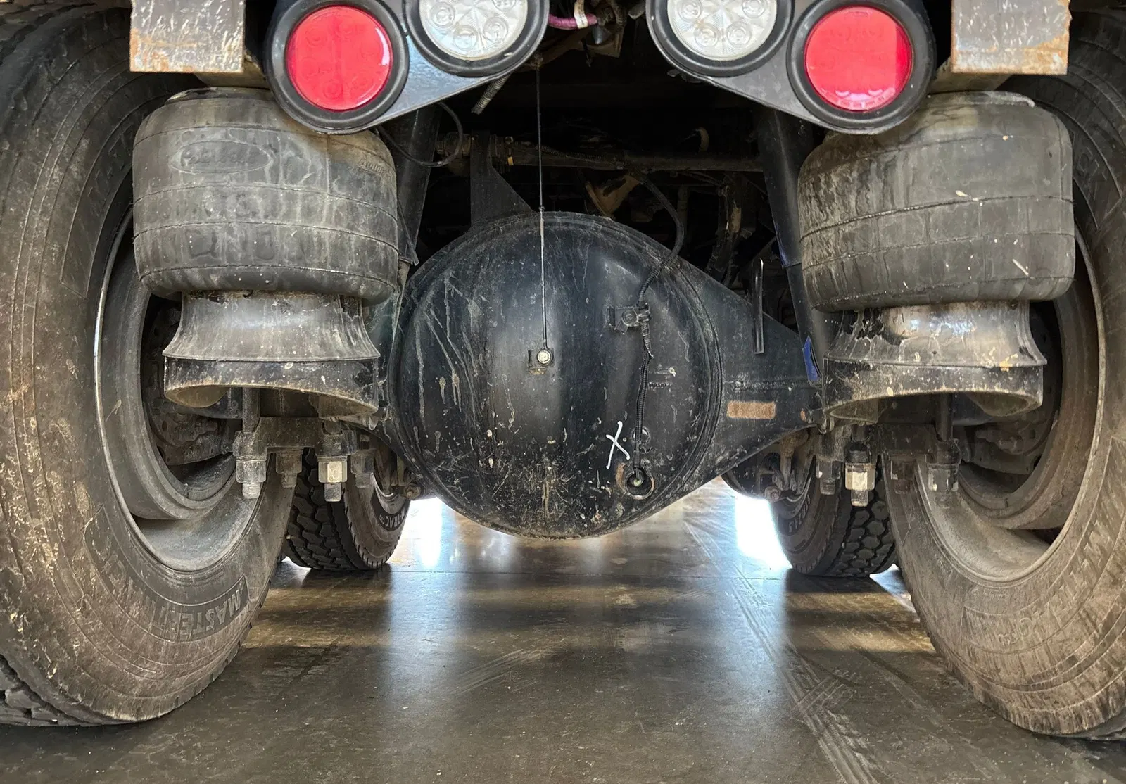 2025 Peterbilt 567