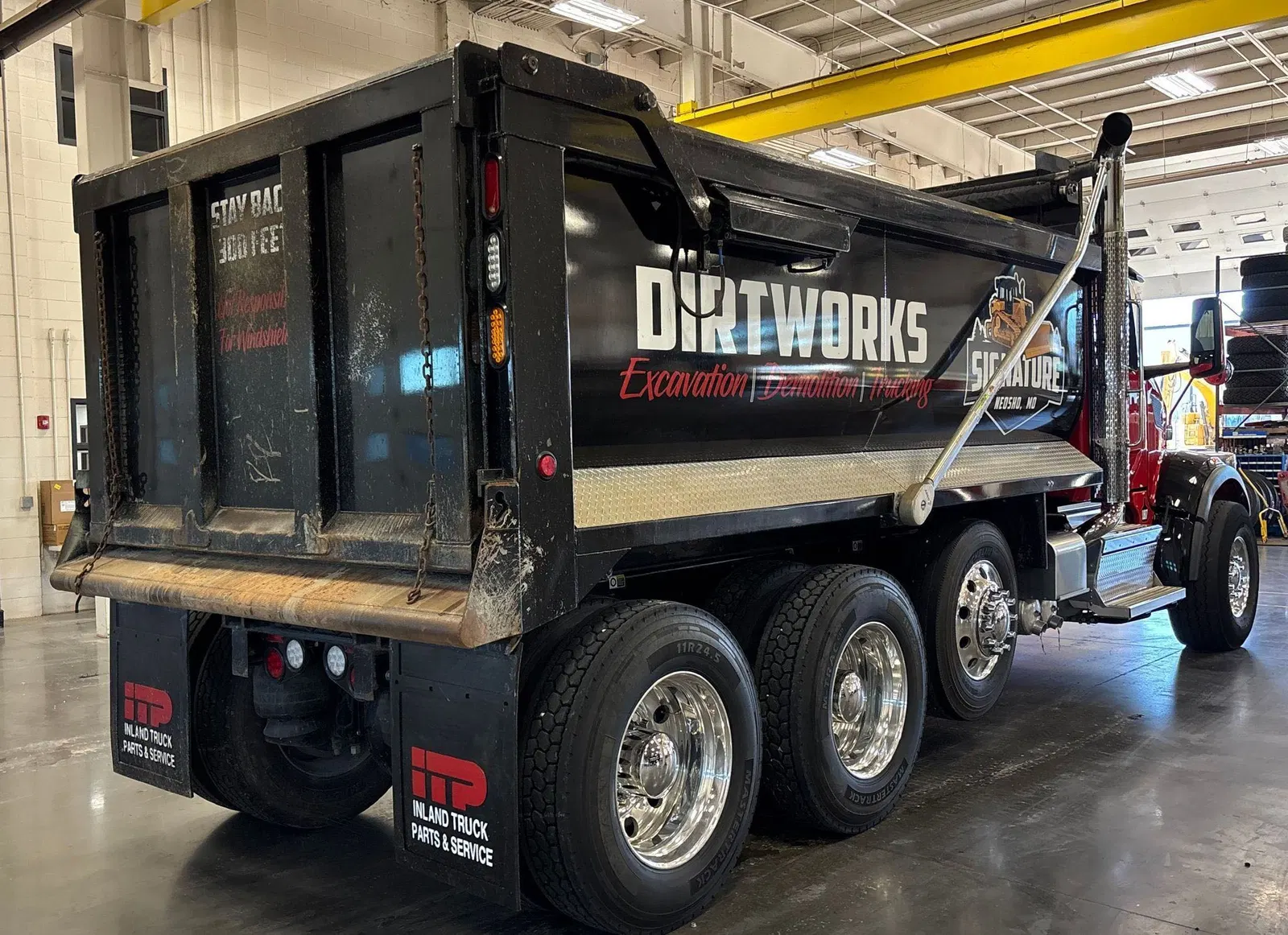 2025 Peterbilt 567