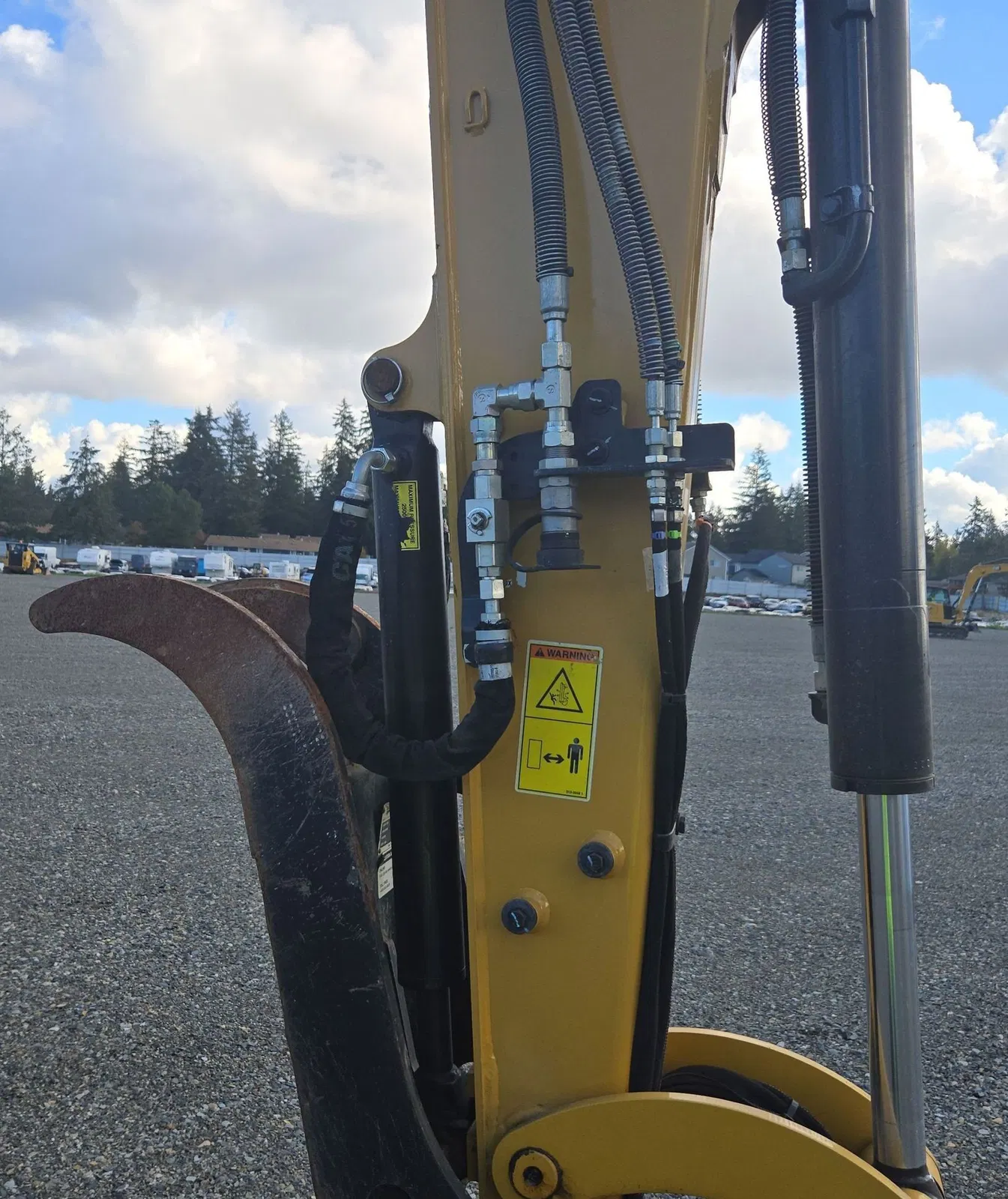2023 Caterpillar 306