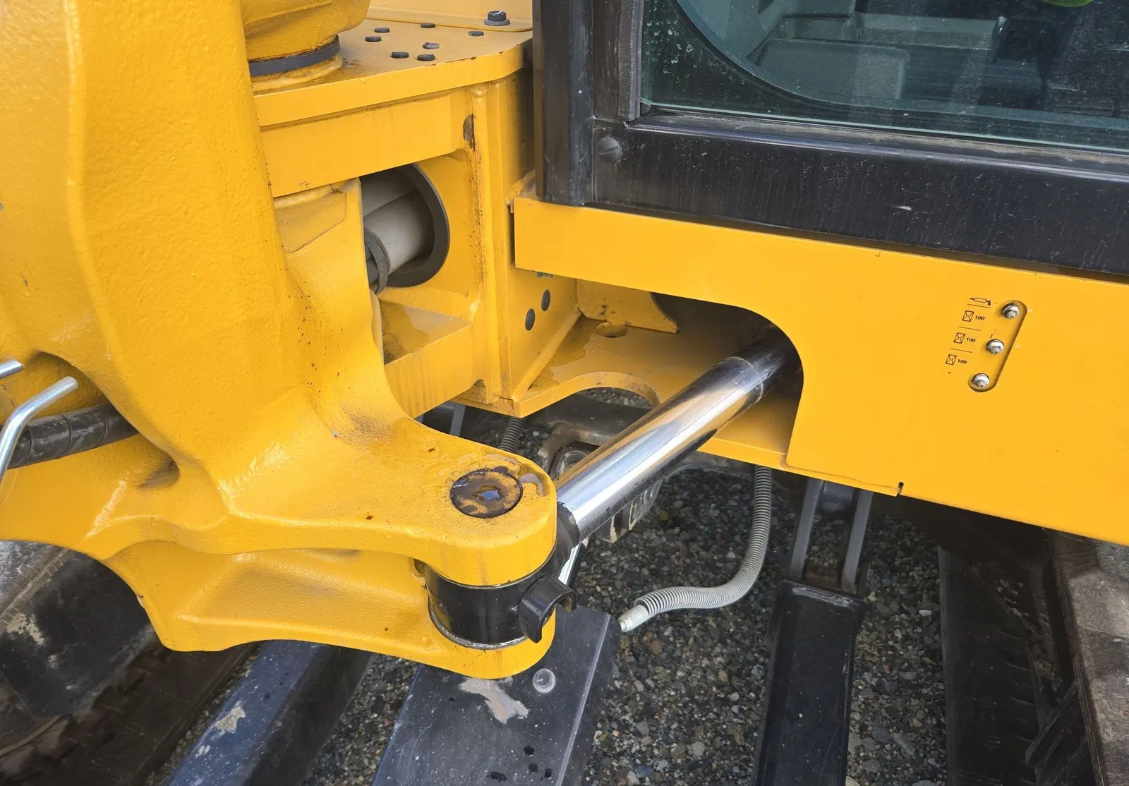 2023 Caterpillar 306