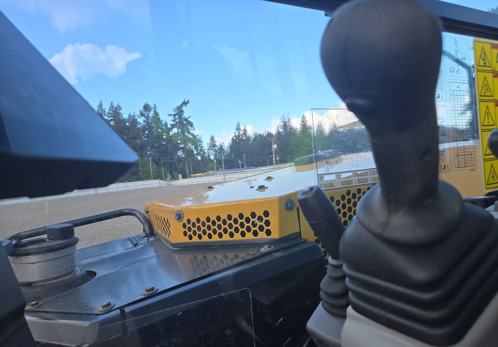 2023 Caterpillar 306