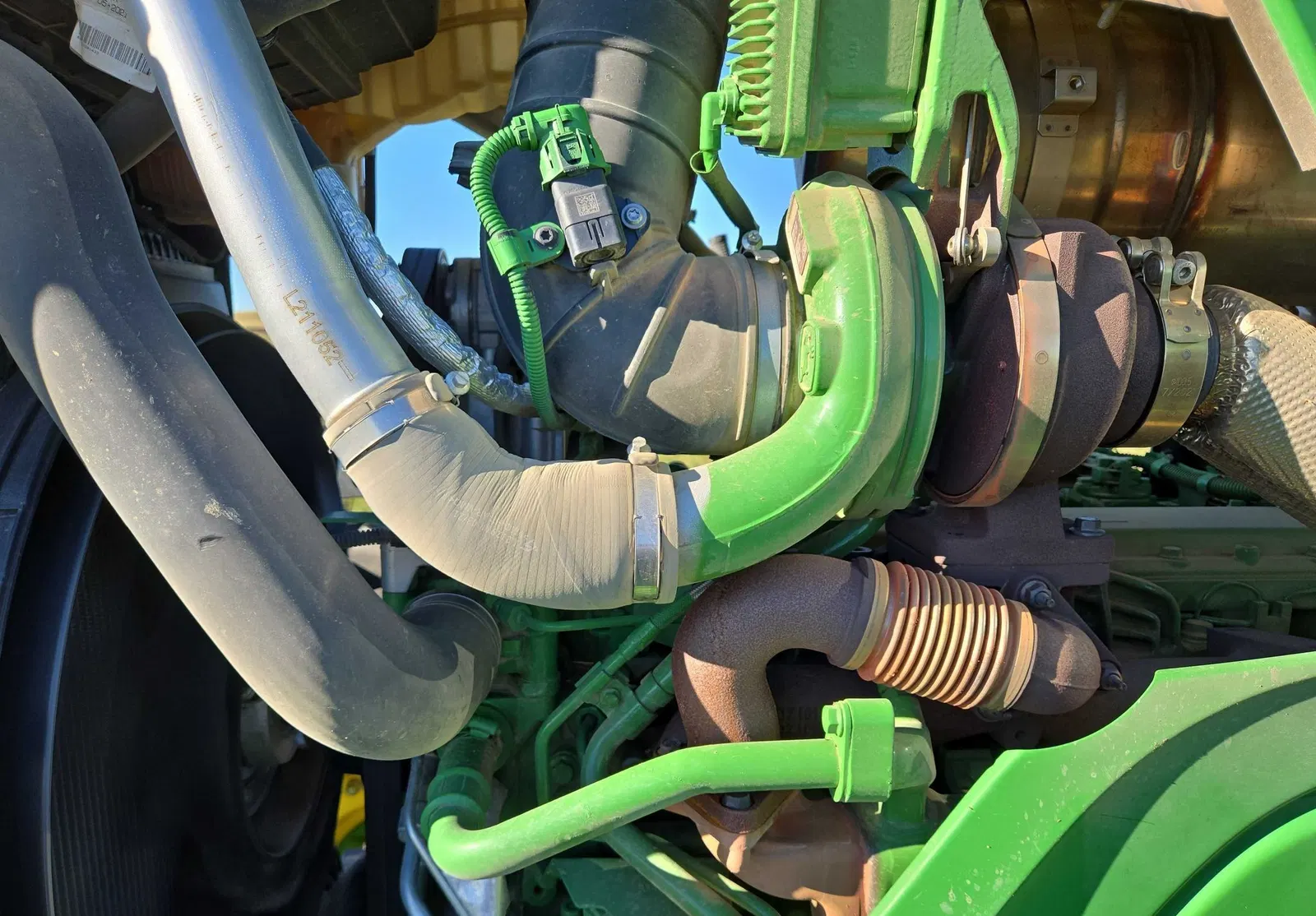 2021 John Deere 6175R