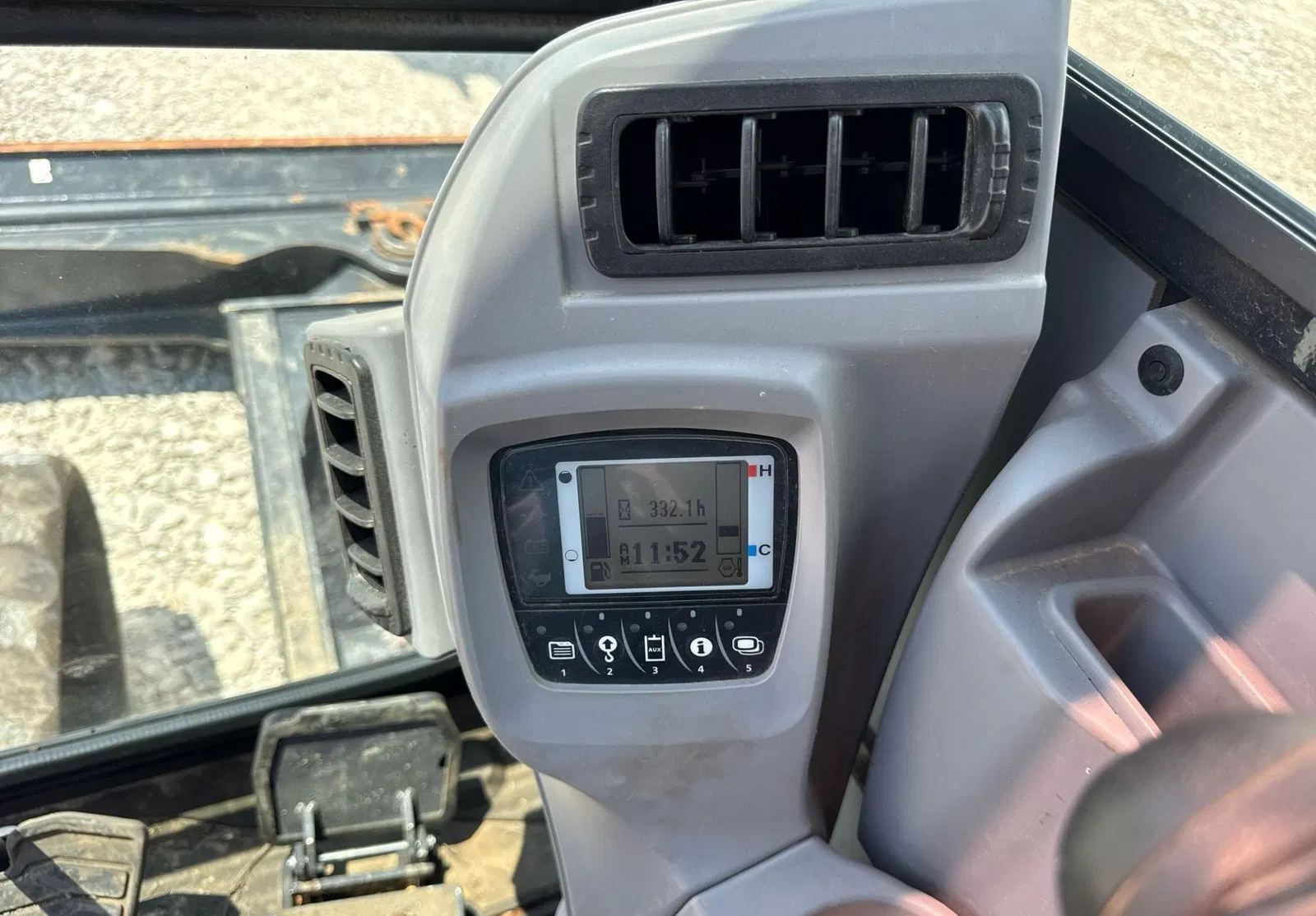 2022 Kubota KX080-4