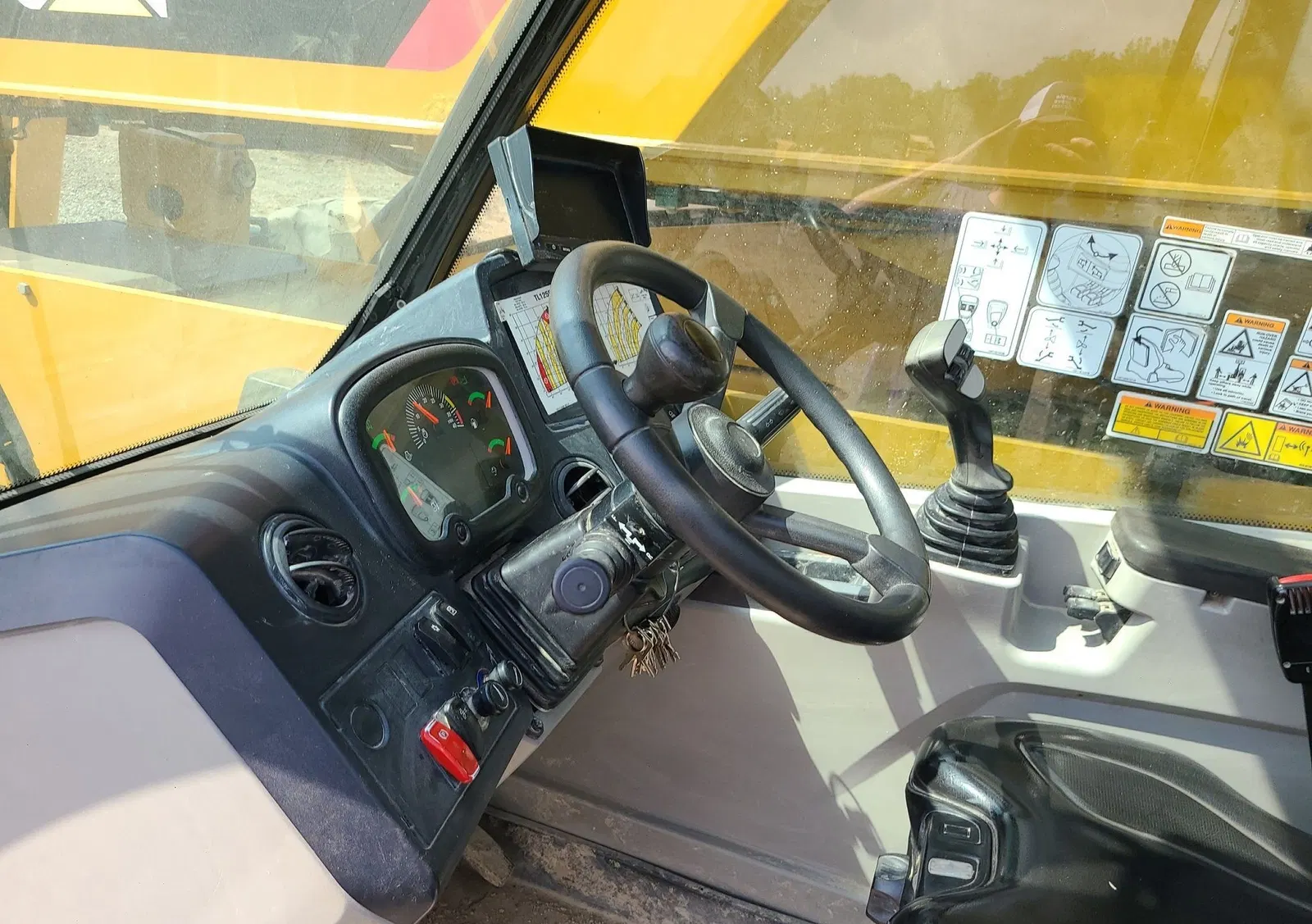 2017 Caterpillar TL1255D