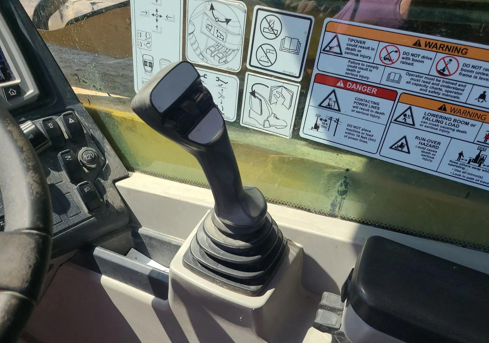 2018 Caterpillar TL1255D