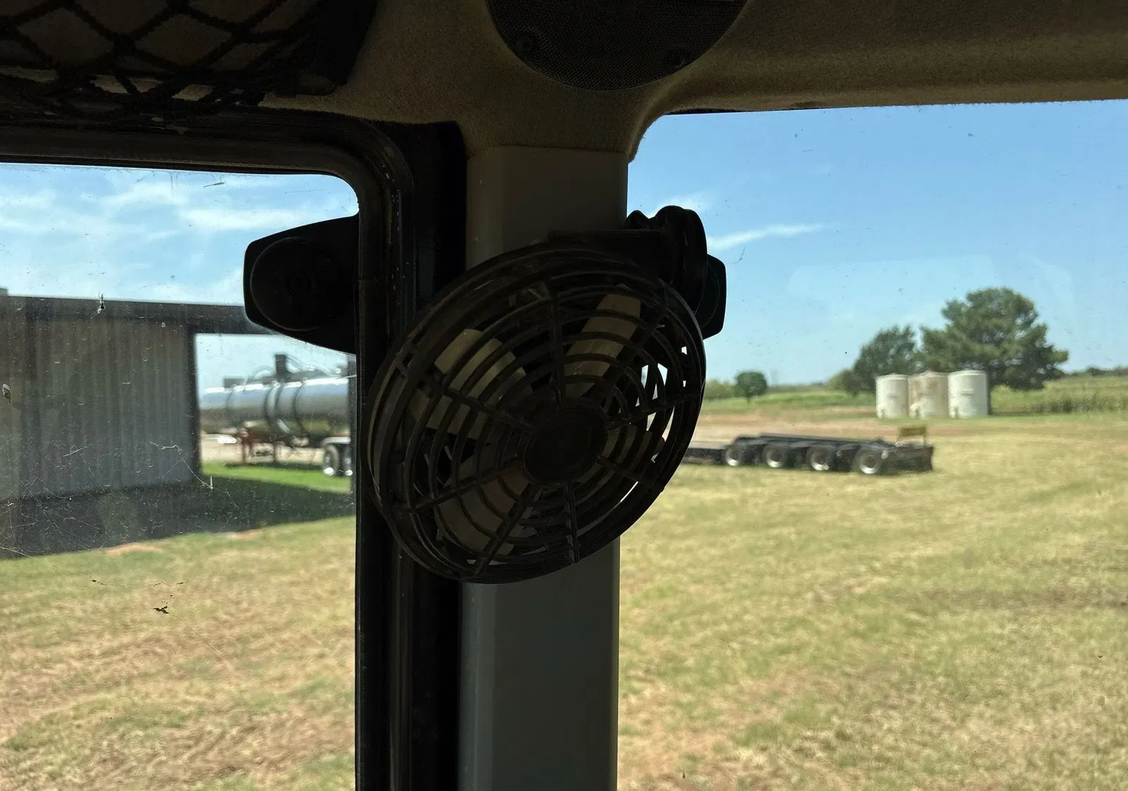 2016 Caterpillar 420F2