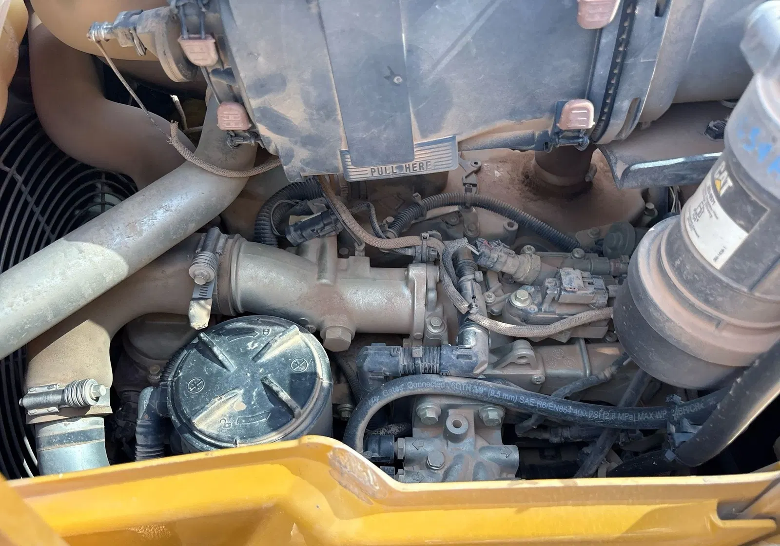 2016 Caterpillar 420F2