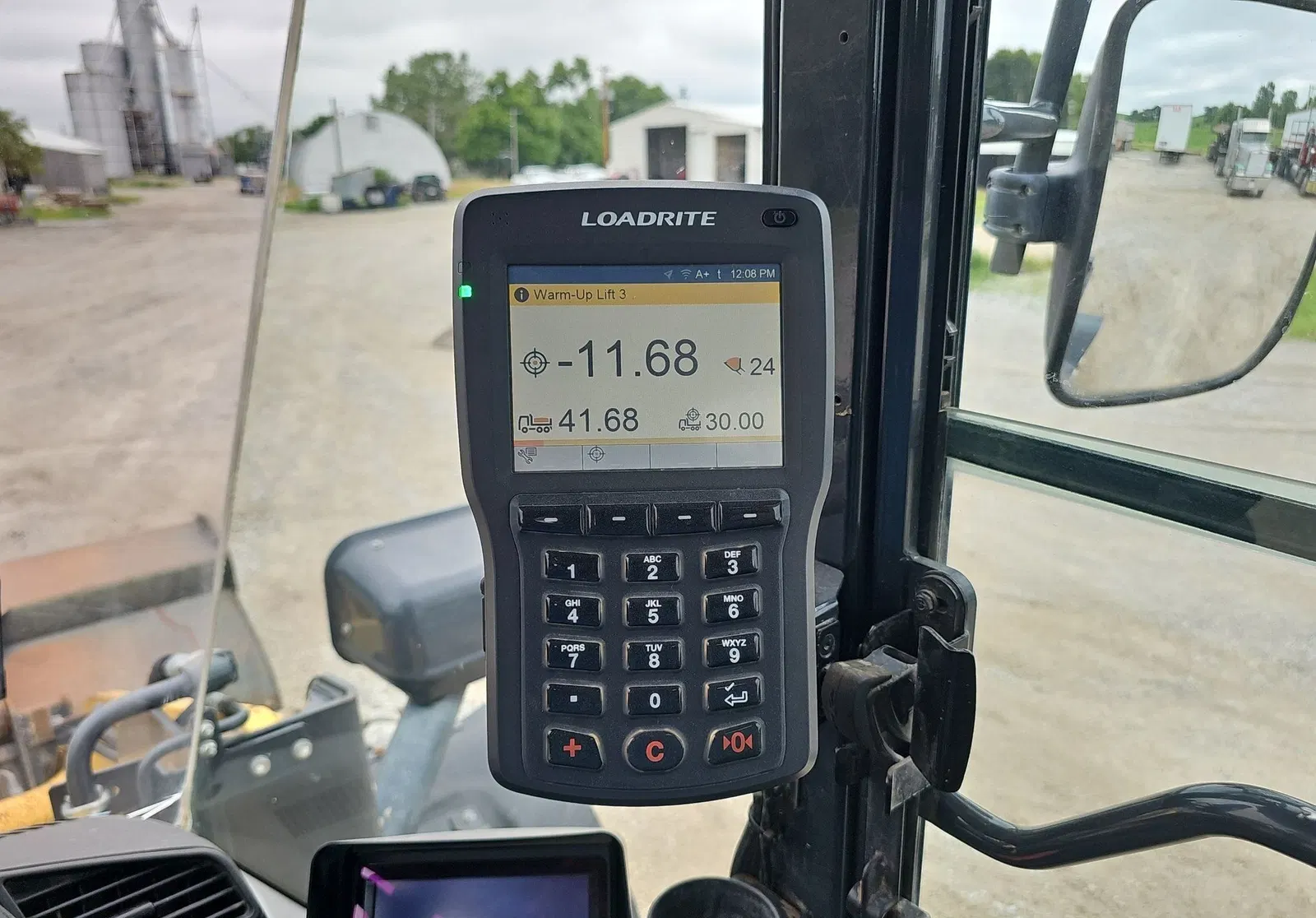 2016 Komatsu WA270-7
