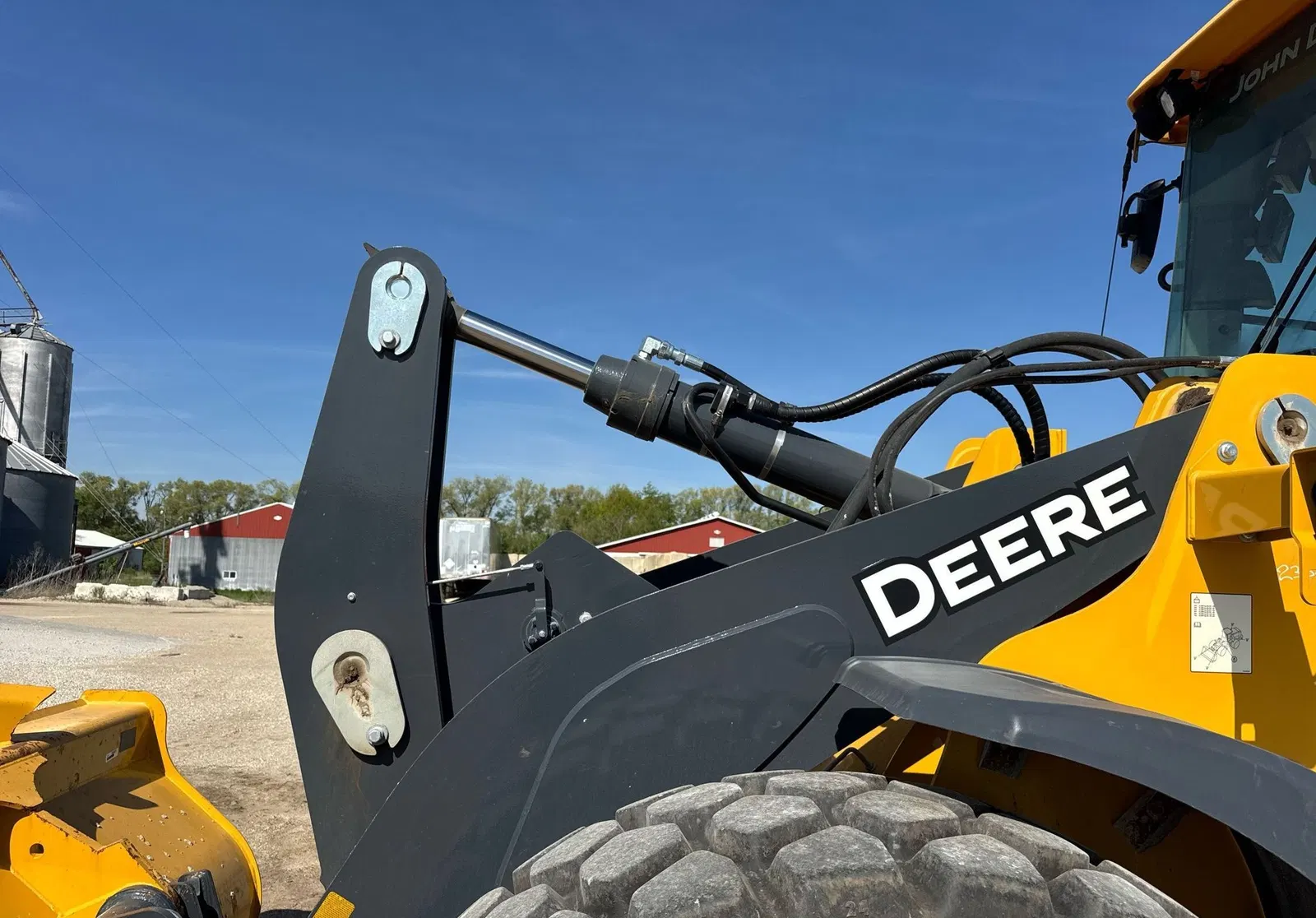 2023 John Deere 524P