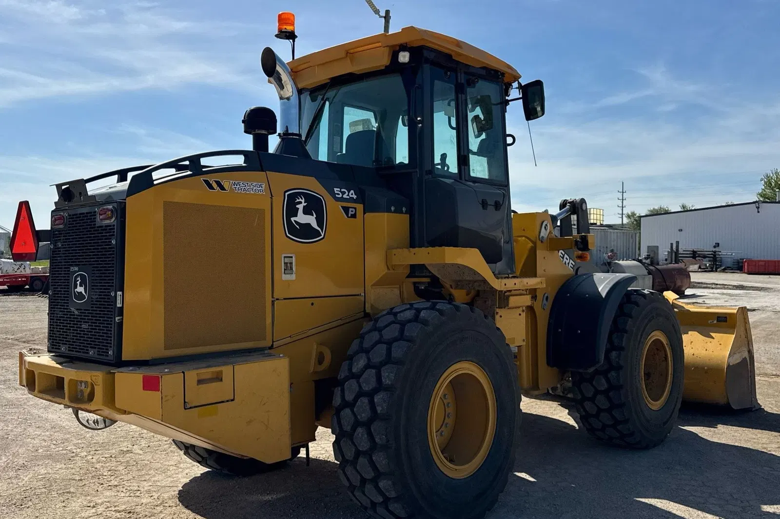 2023 John Deere 524P