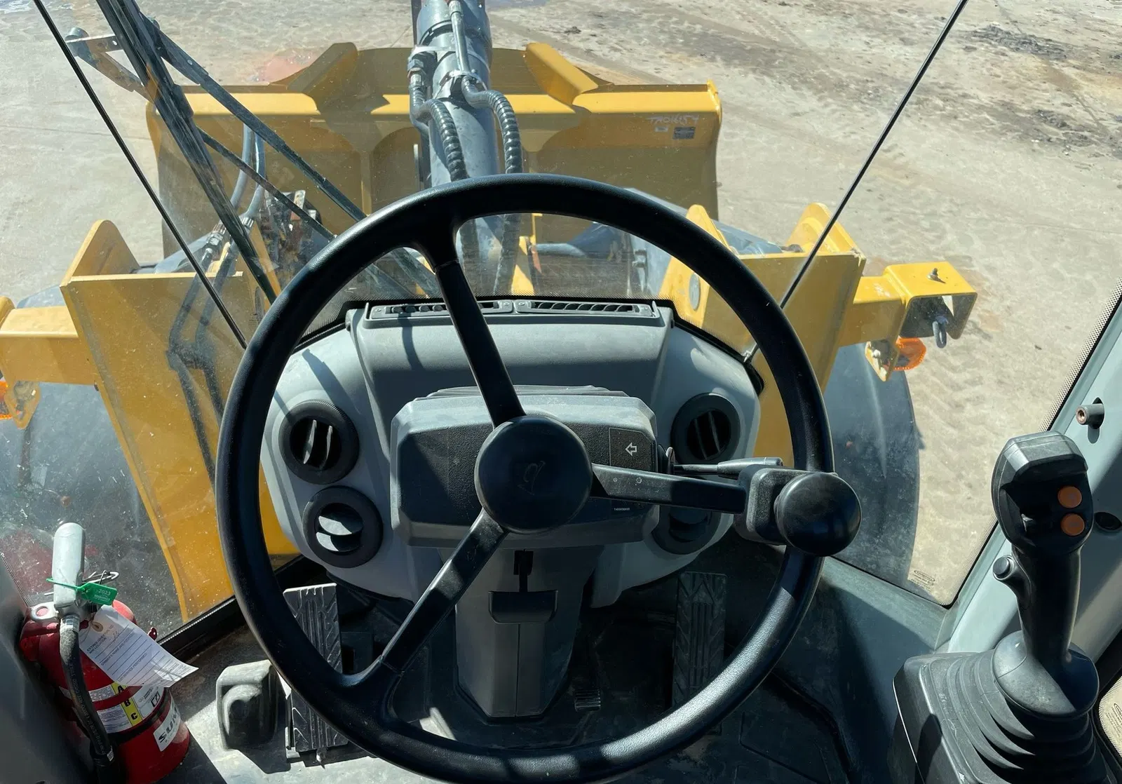 2022 John Deere 544