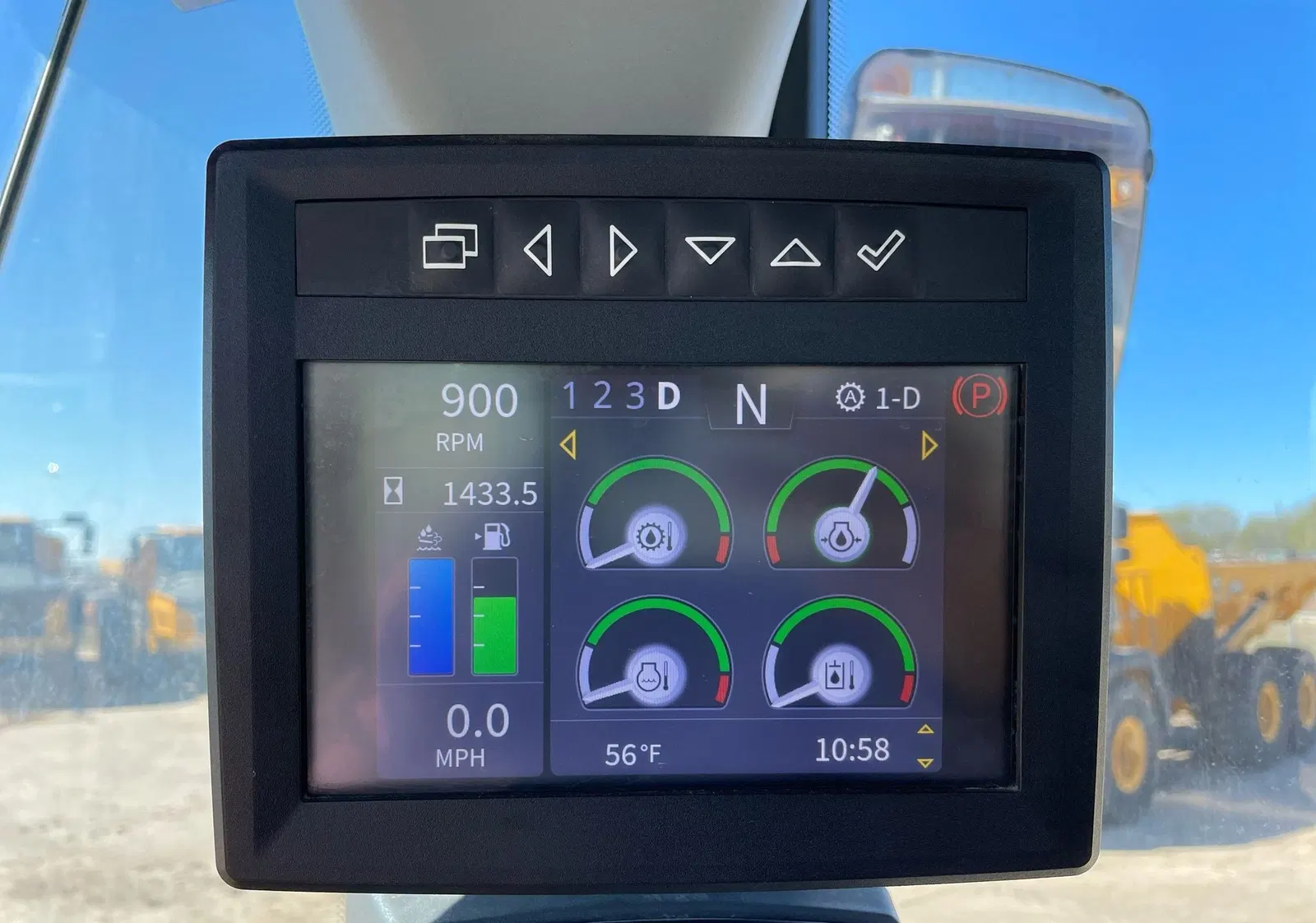 2022 John Deere 544