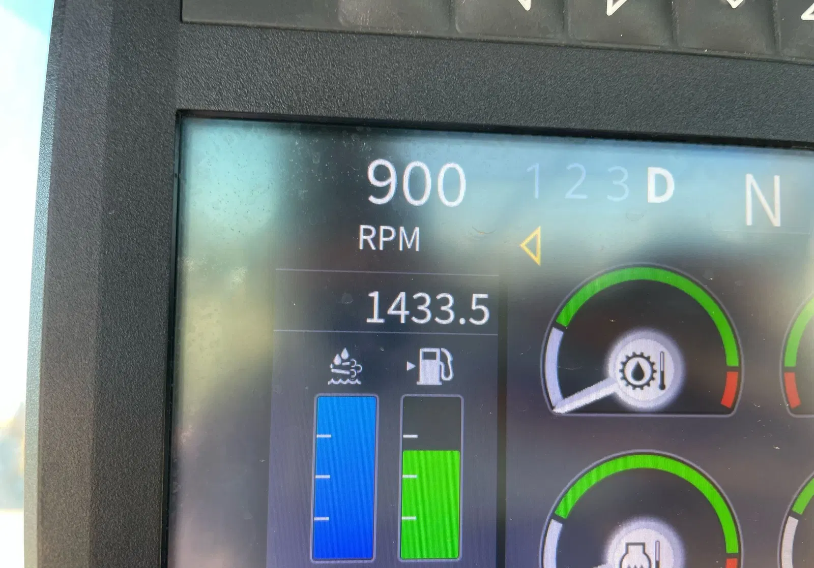 2022 John Deere 544