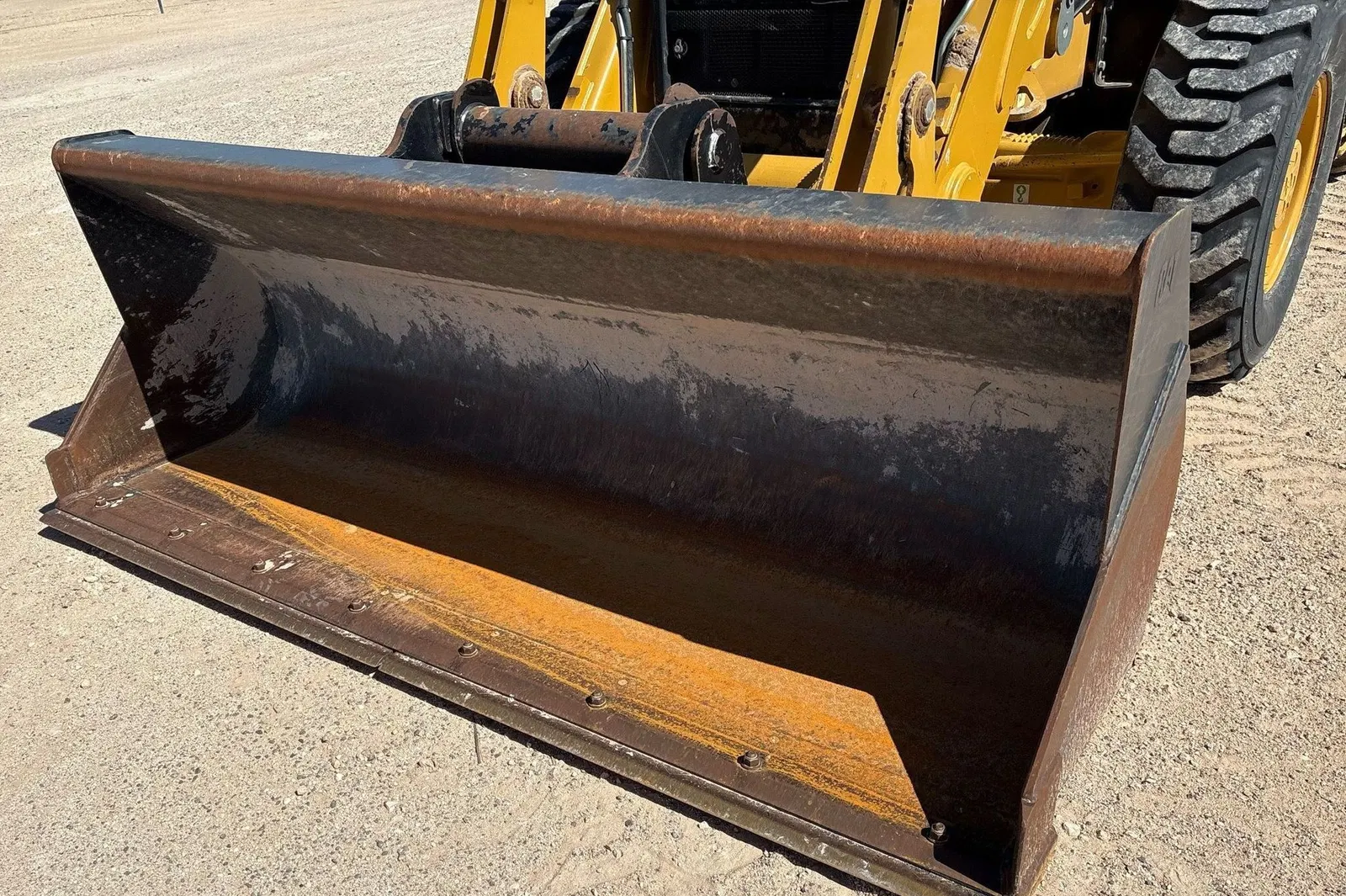 2019 Caterpillar 420F2