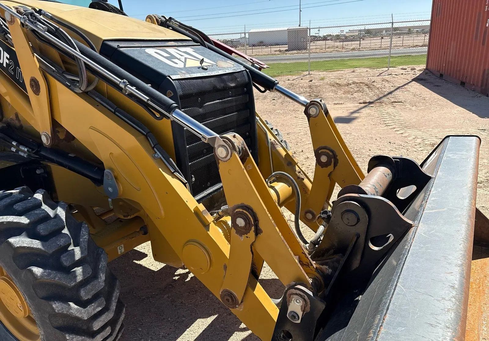 2019 Caterpillar 420F2