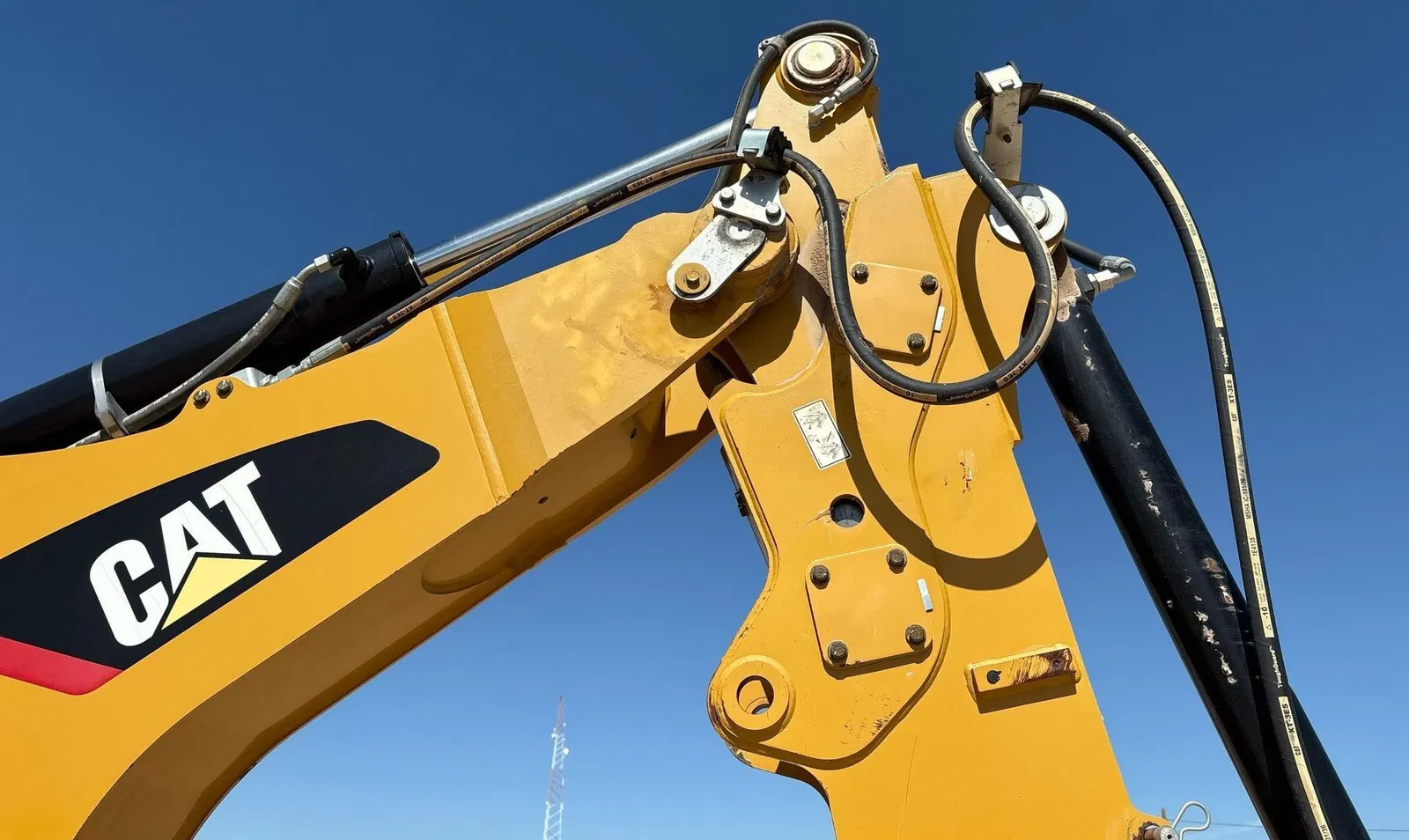 2019 Caterpillar 420F2