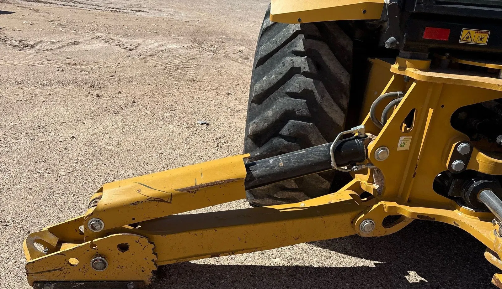 2019 Caterpillar 420F2