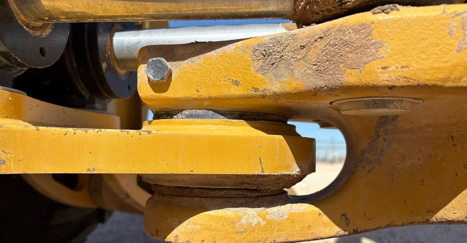 2019 Caterpillar 420F2