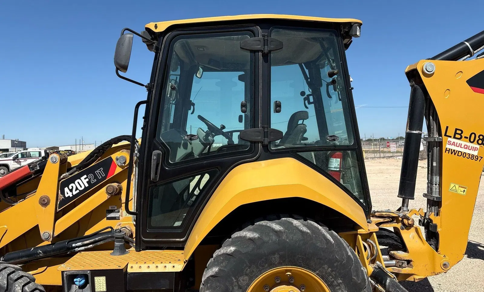 2019 Caterpillar 420F2