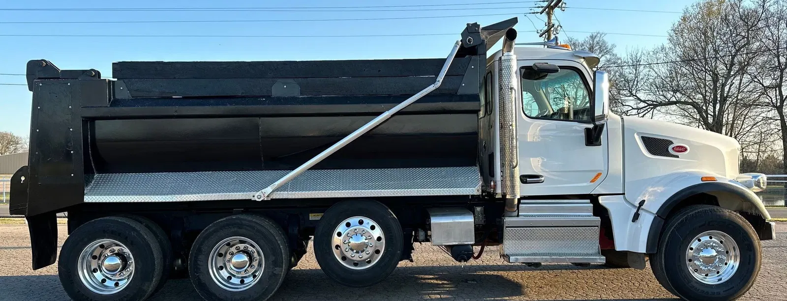 2022 Peterbilt 567