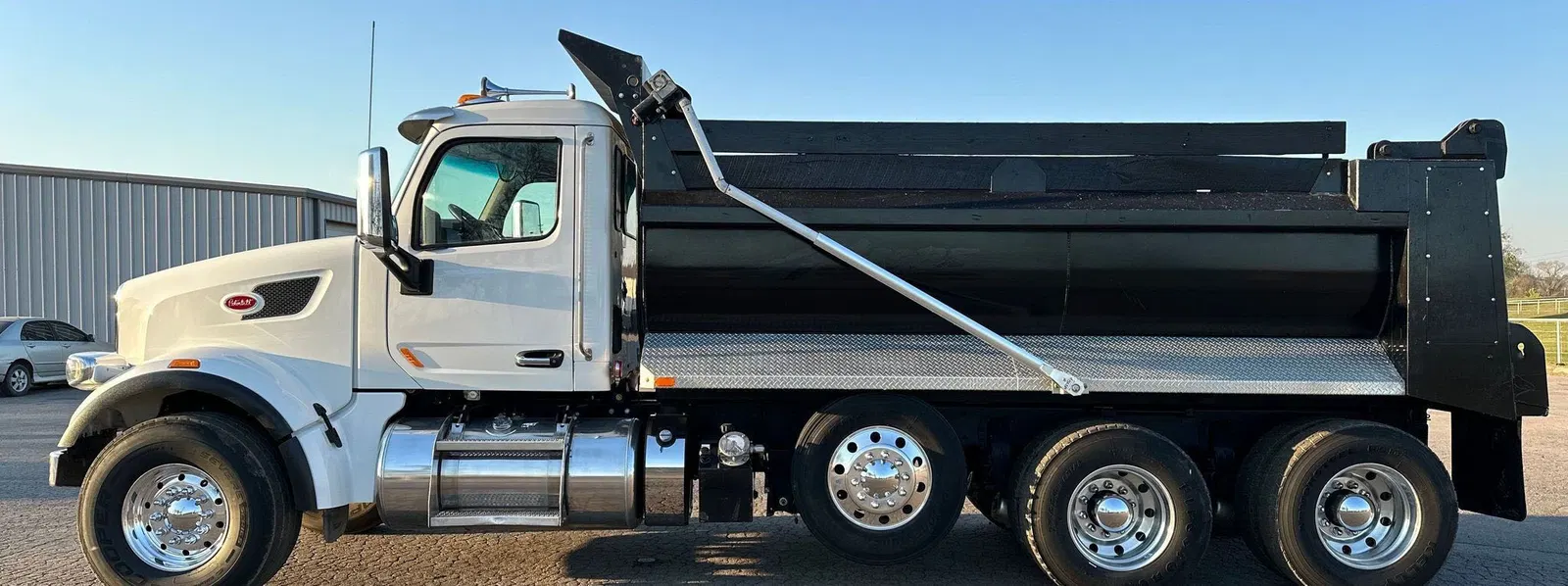 2022 Peterbilt 567