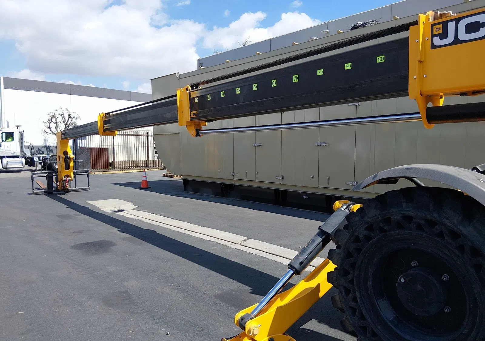 2020 JCB 510.56