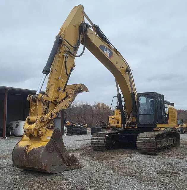 2017 Caterpillar 336FL