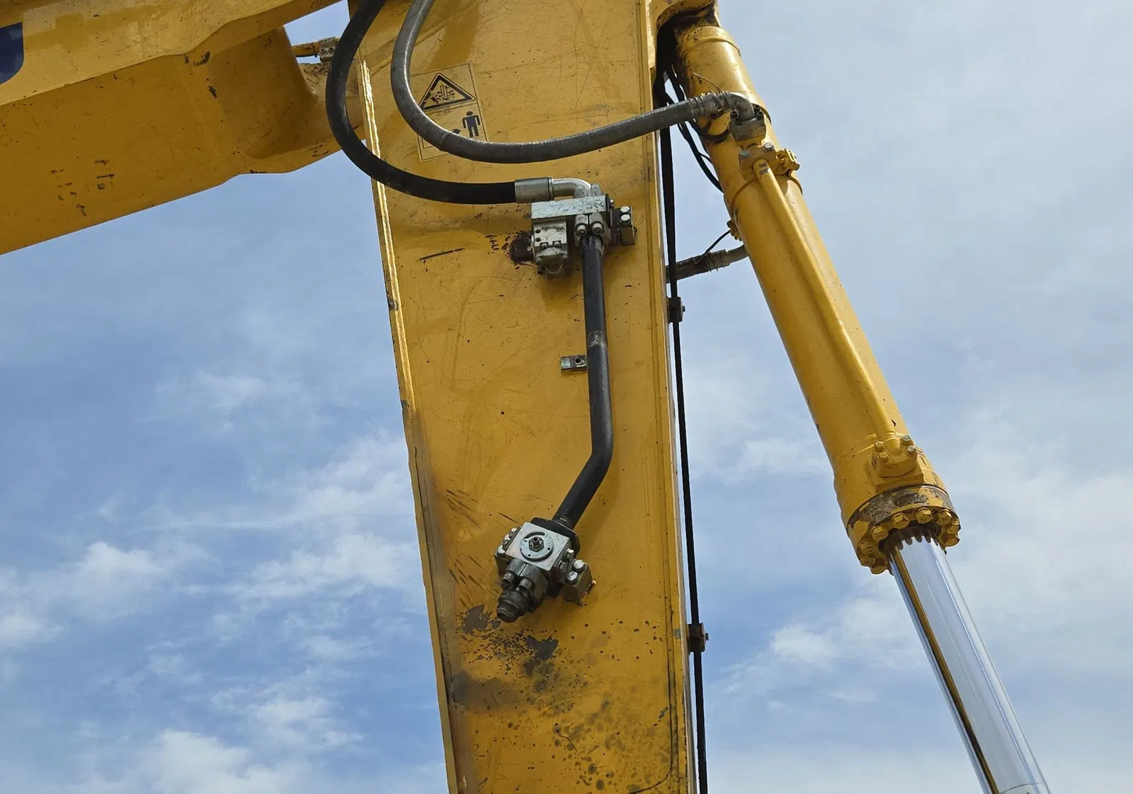 2020 Komatsu PC360LC-11