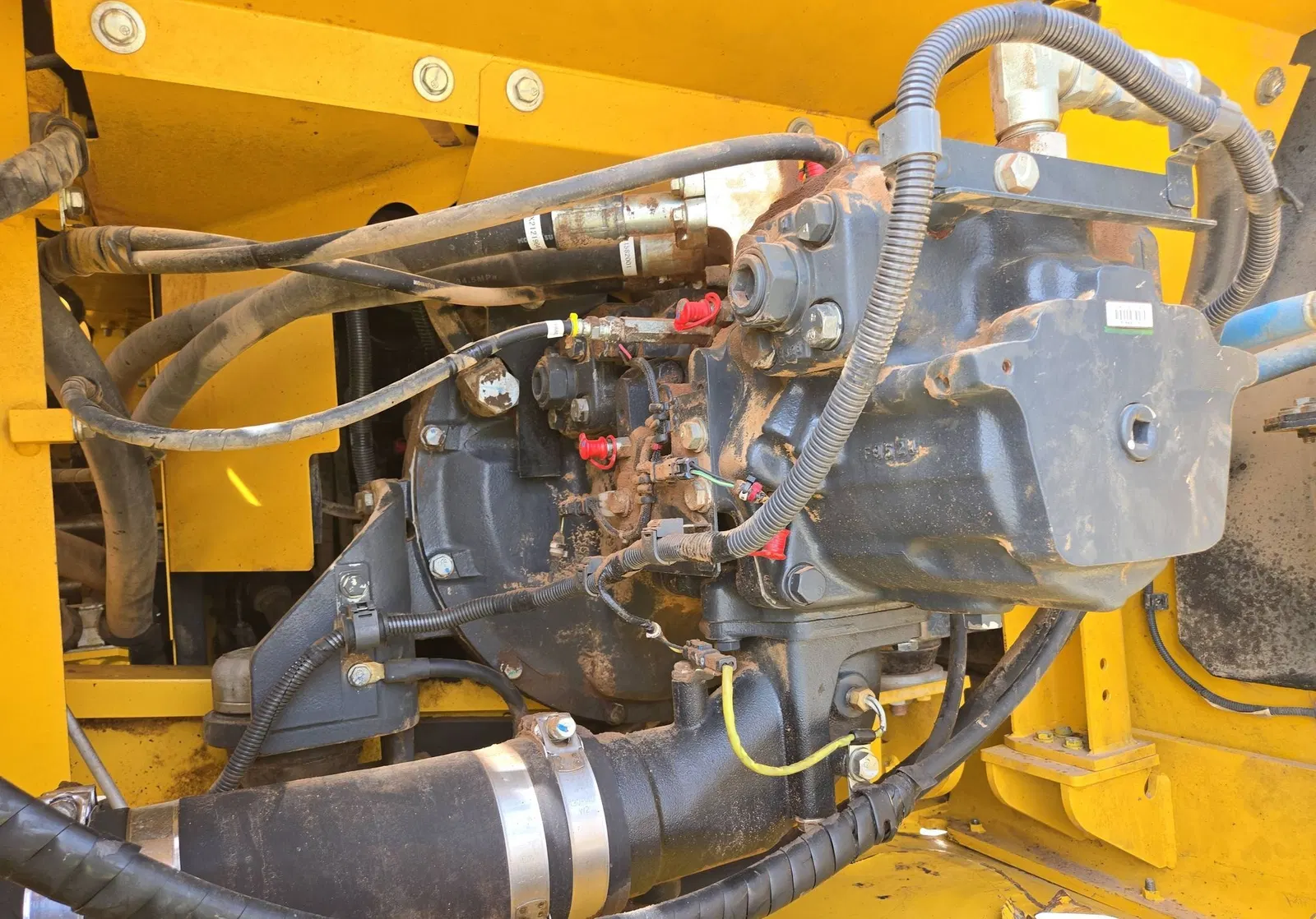 2020 Komatsu PC360LC-11