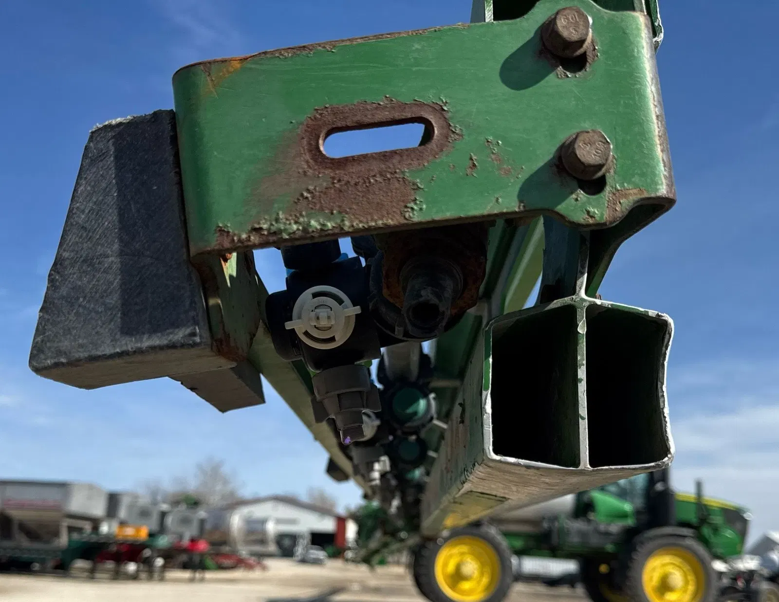 2017 John Deere R4045