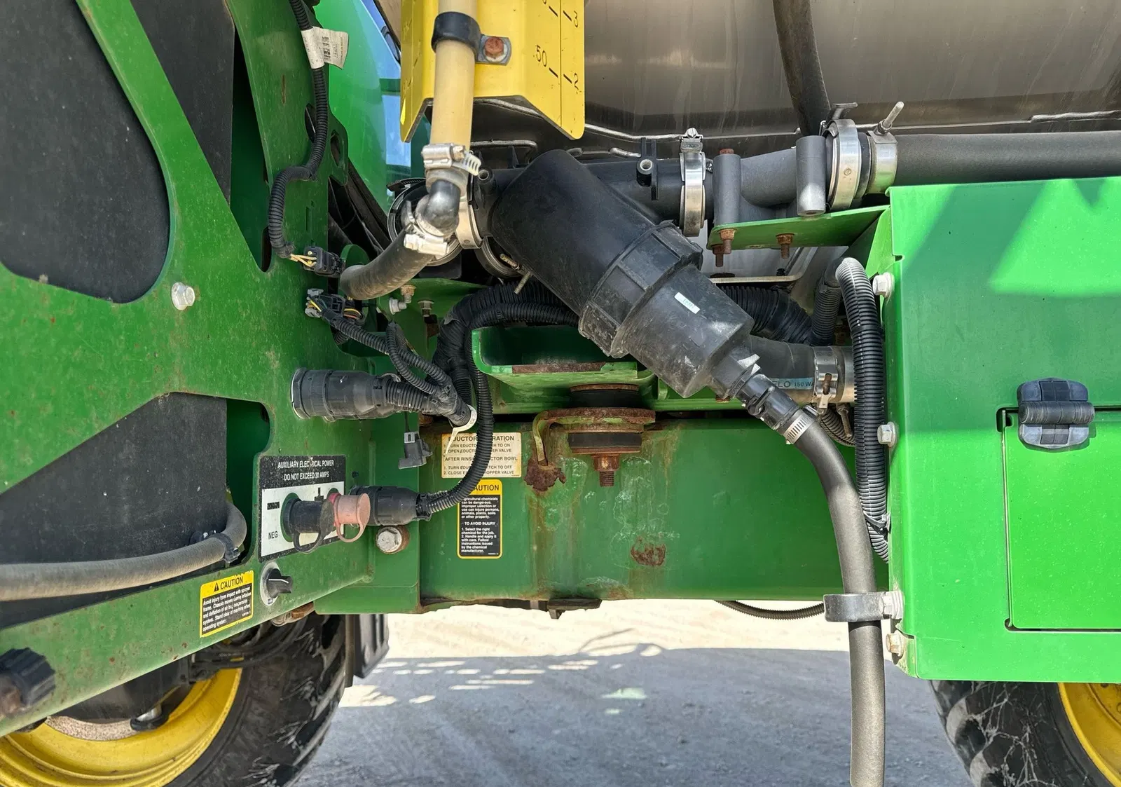 2017 John Deere R4045