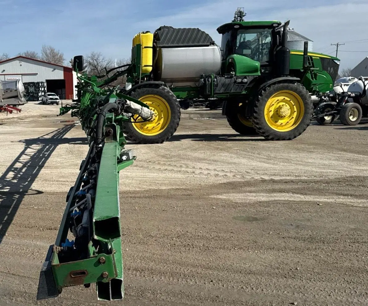 2017 John Deere R4045