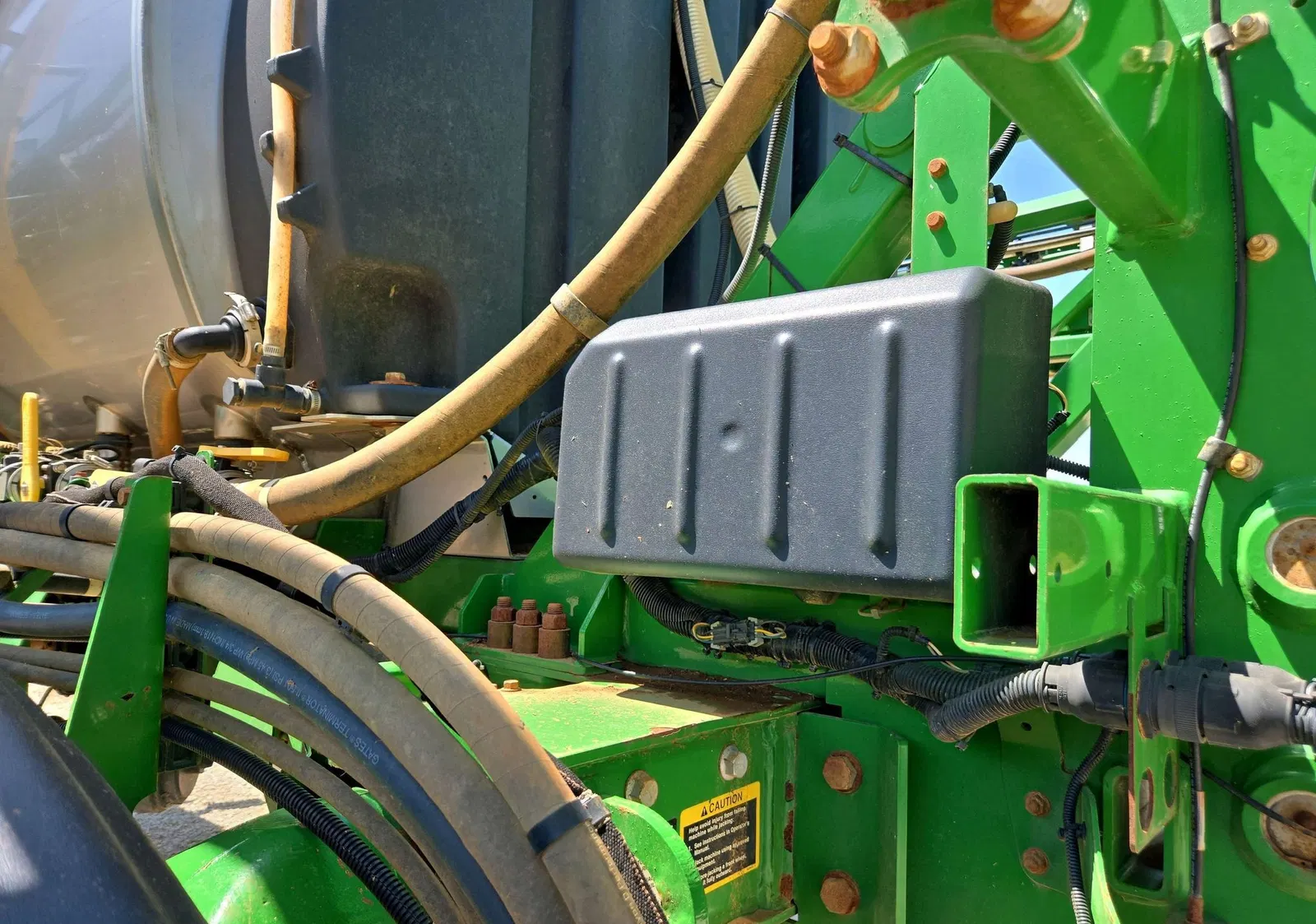 2018 John Deere R4038