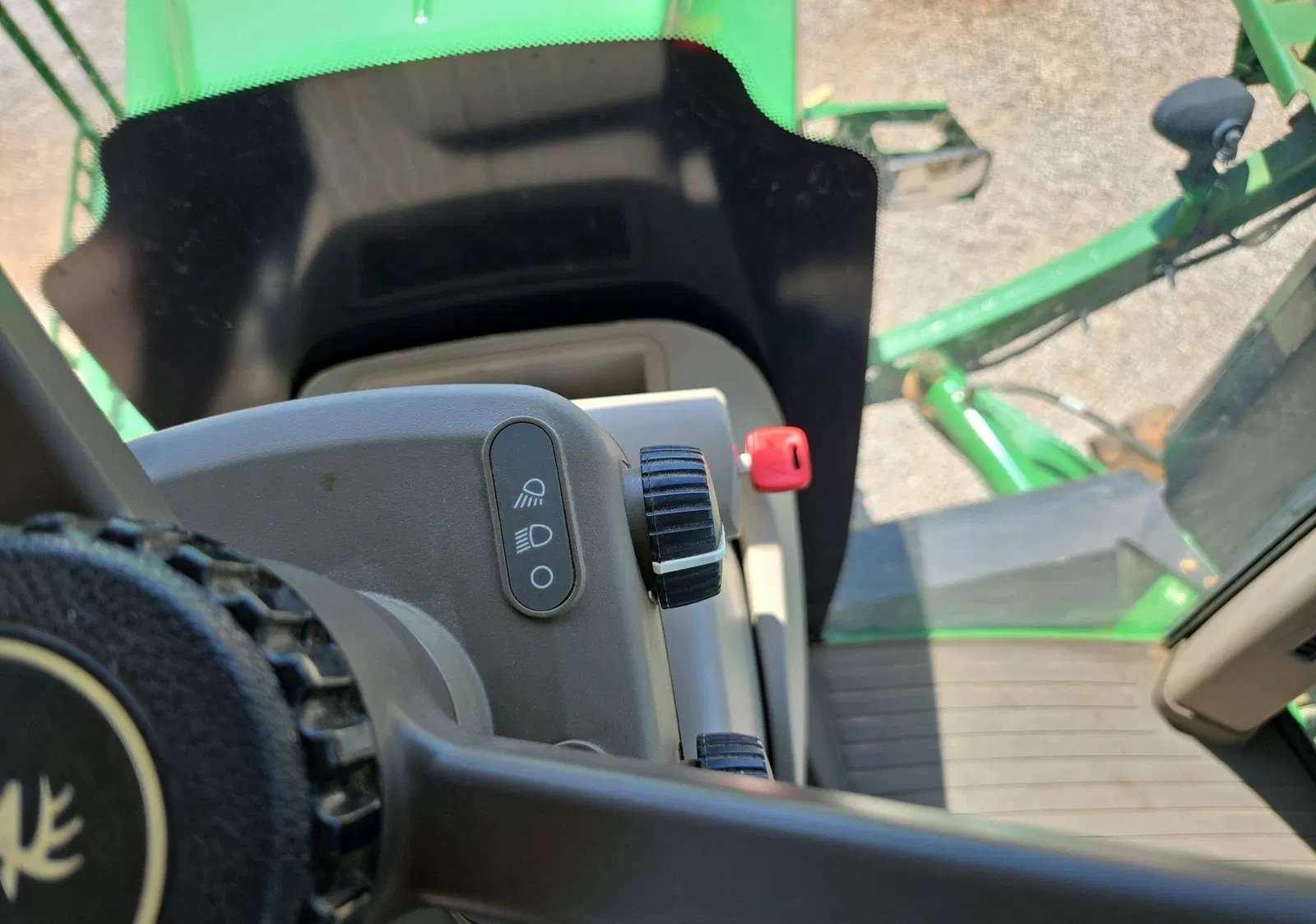 2018 John Deere R4038