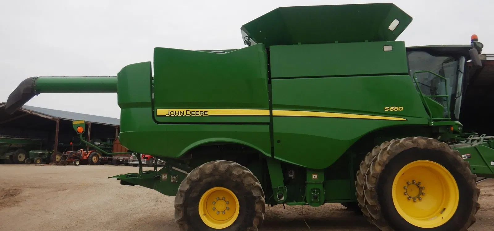 2017 John Deere S680S