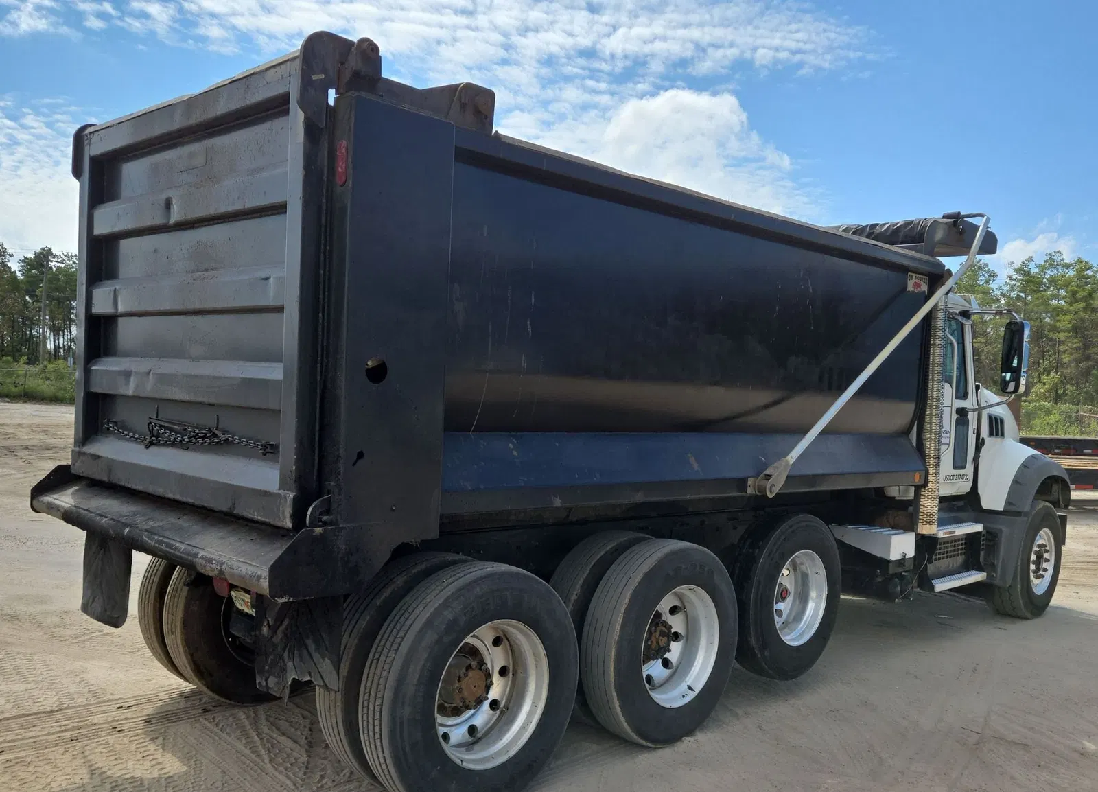 2019 Mack Granite