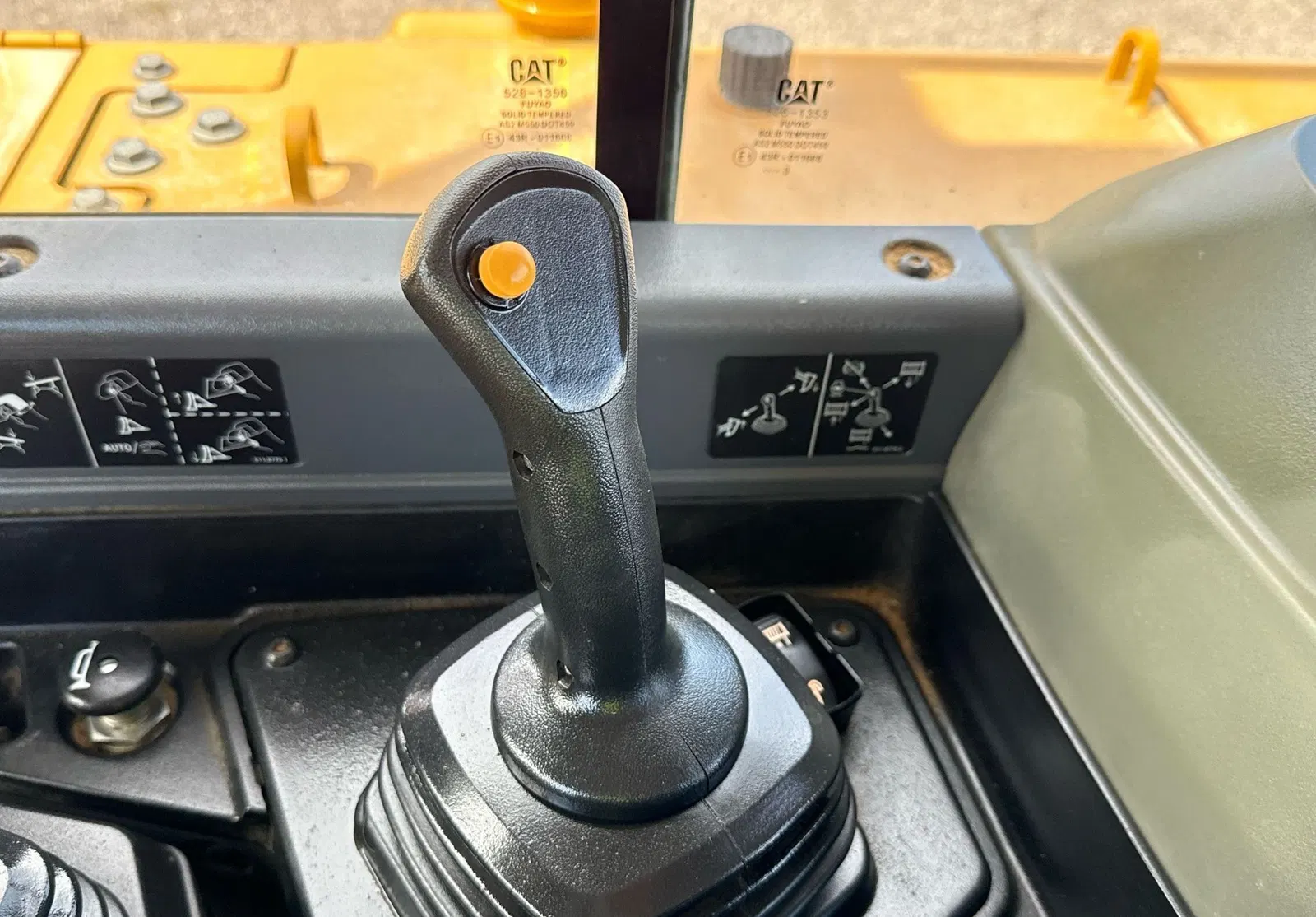 2024 Caterpillar D6