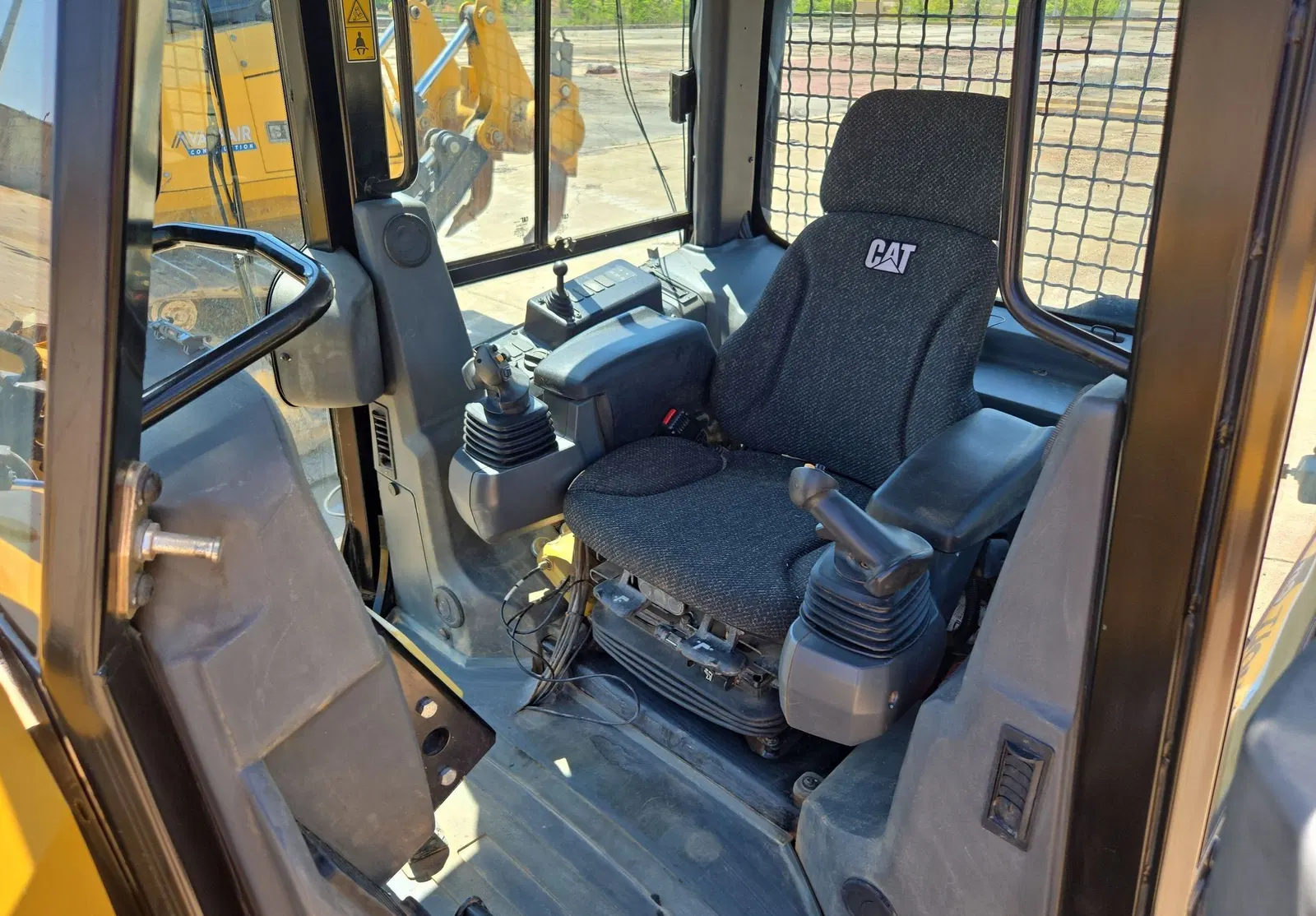 2019 Caterpillar D6K2